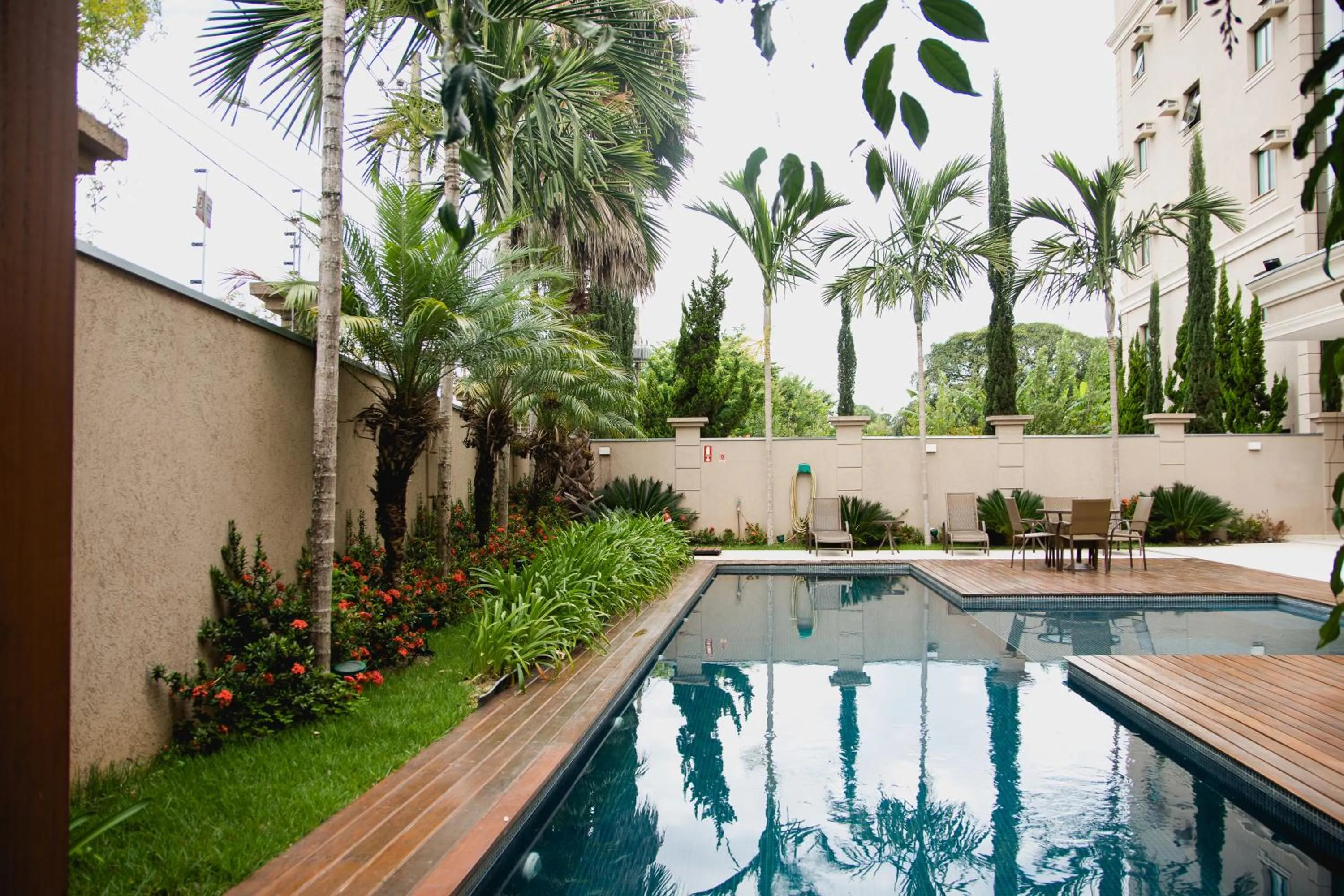 Swimming pool in Class Hotel Alfenas