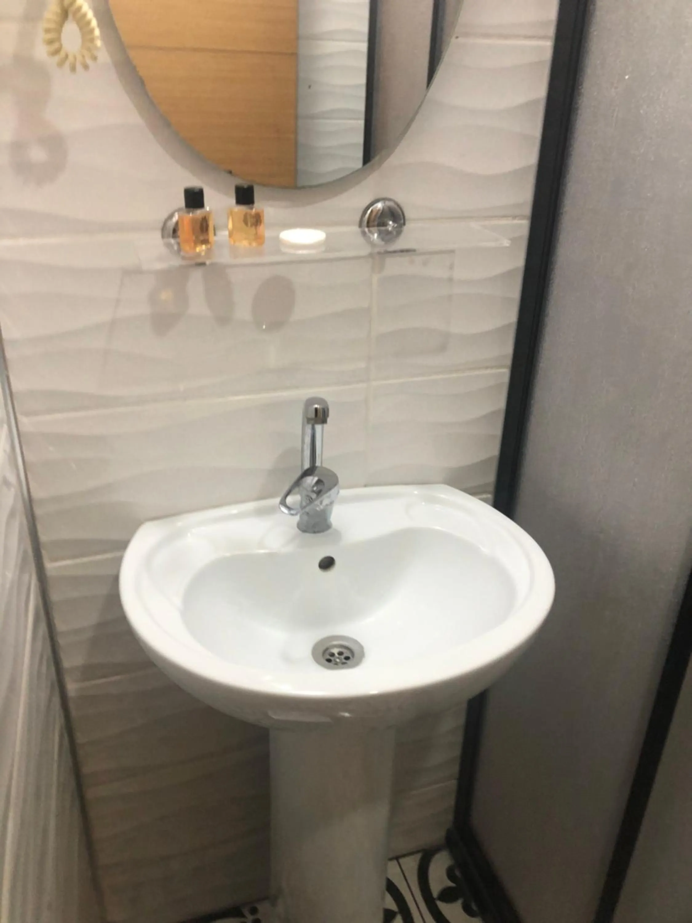 Bathroom in Reydel Hotel