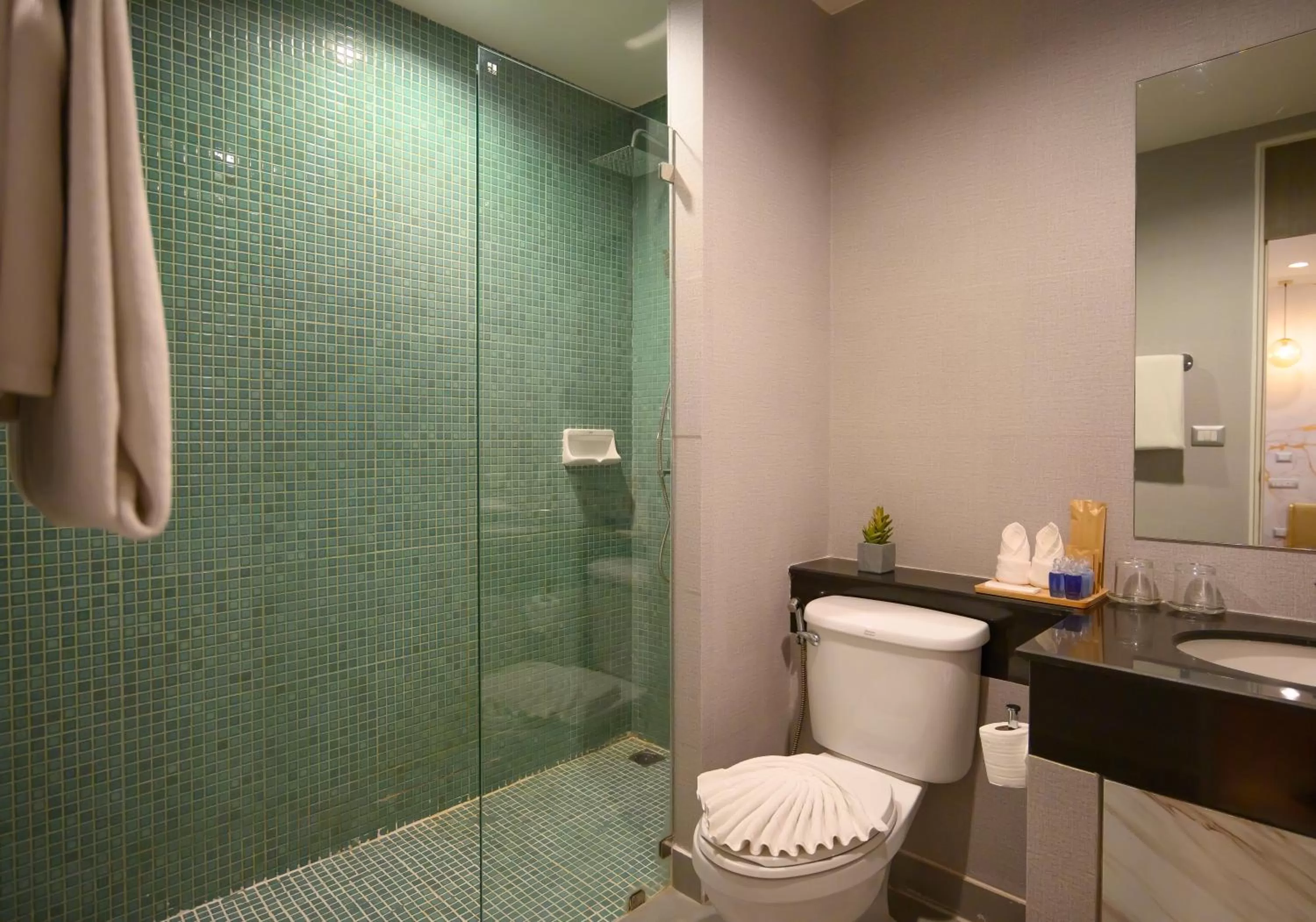 Bathroom in Benviar Tonson Residence