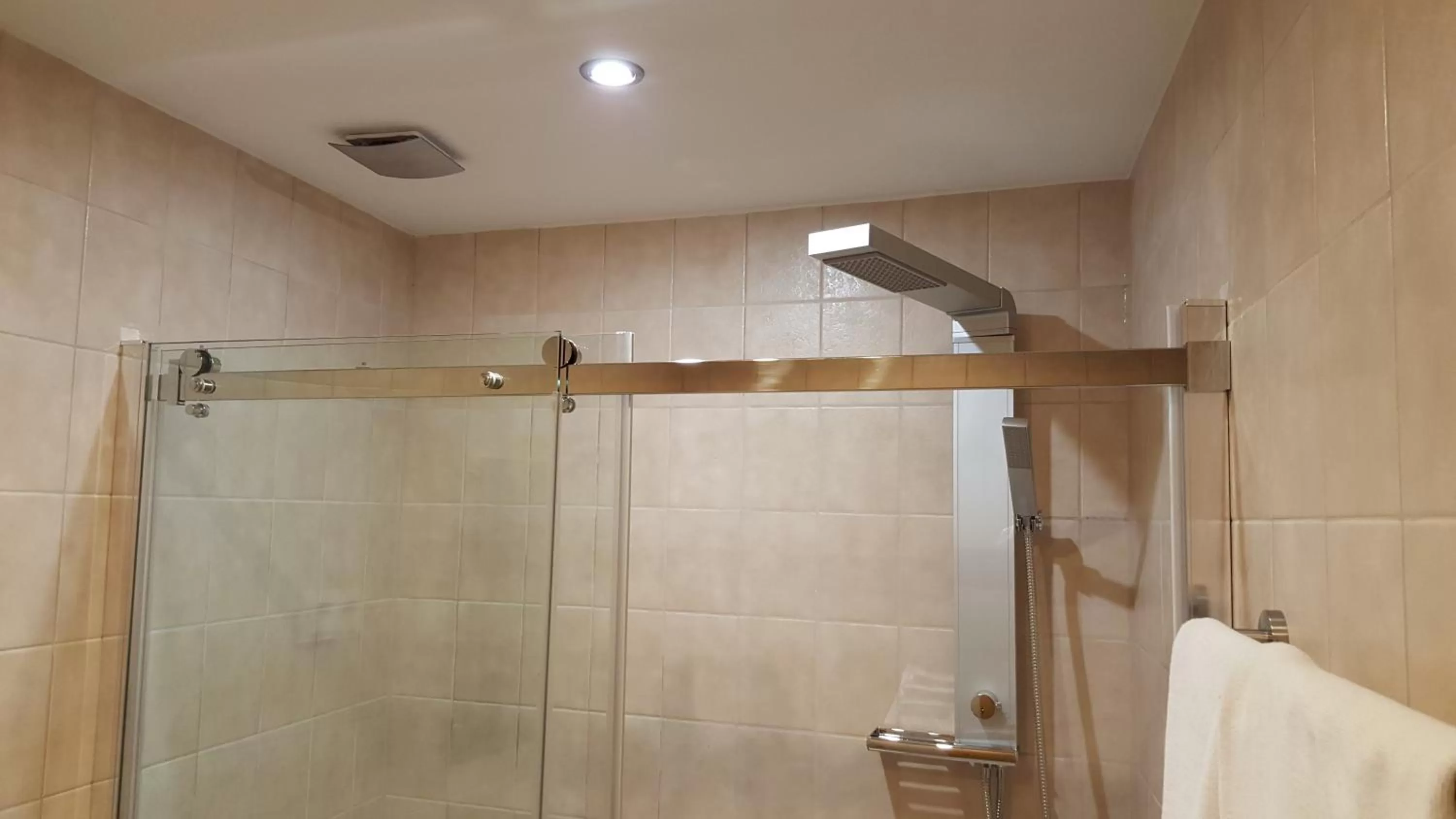 Bathroom in Hotel Exquisite