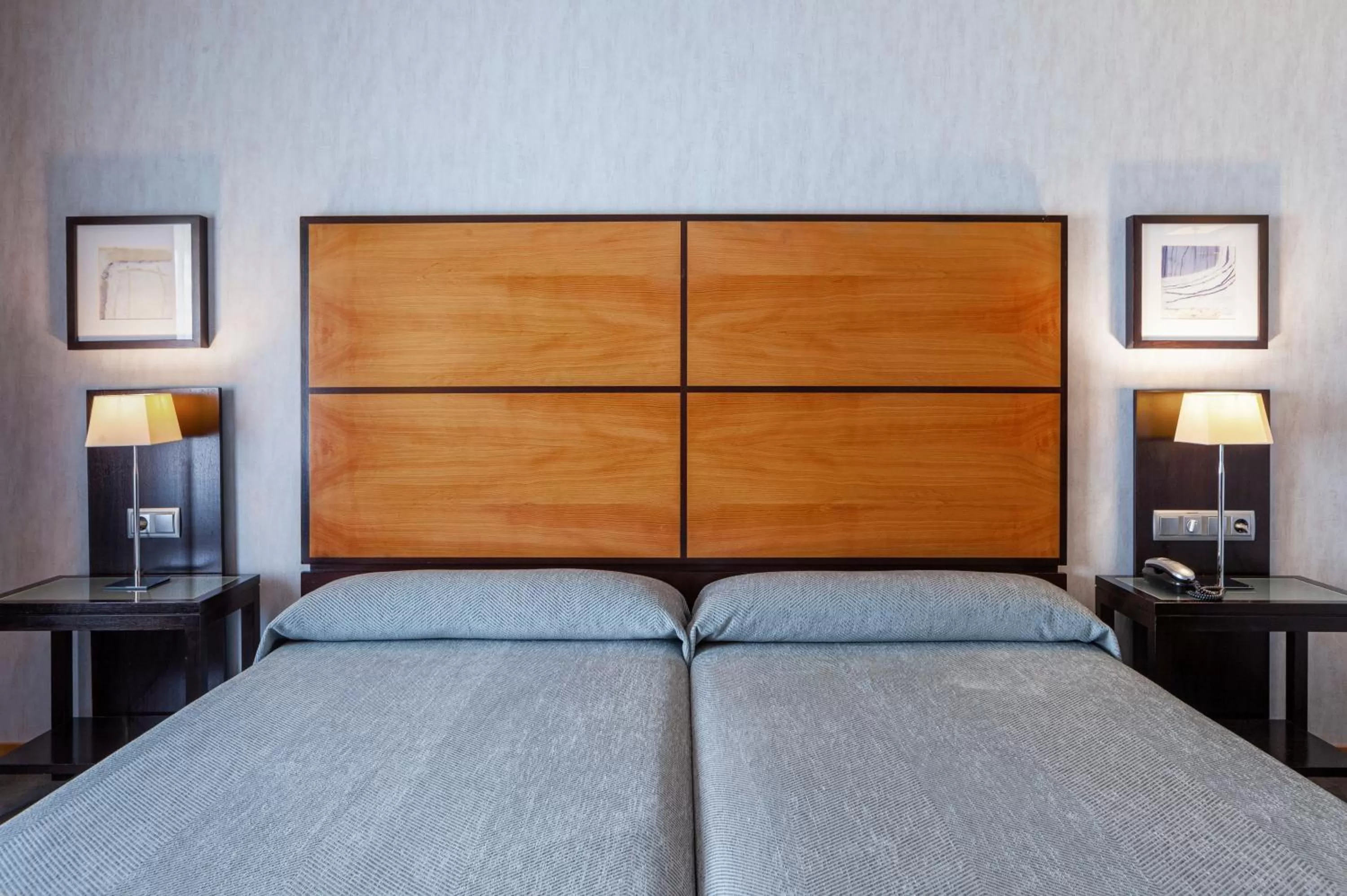 Photo of the whole room, Bed in Hotel Macià Real De La Alhambra