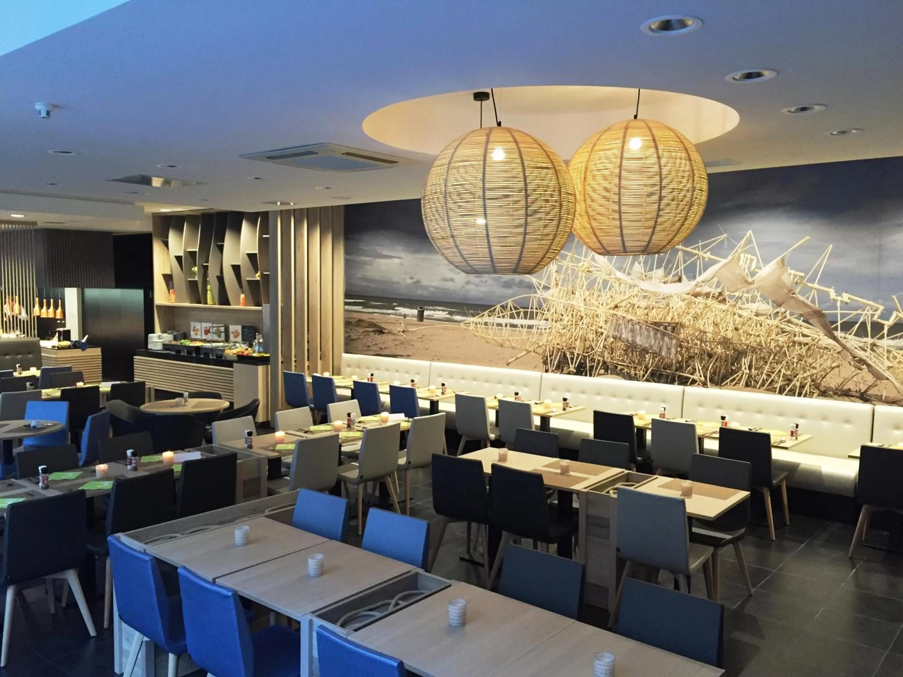 Buffet breakfast in Ostend Hotel