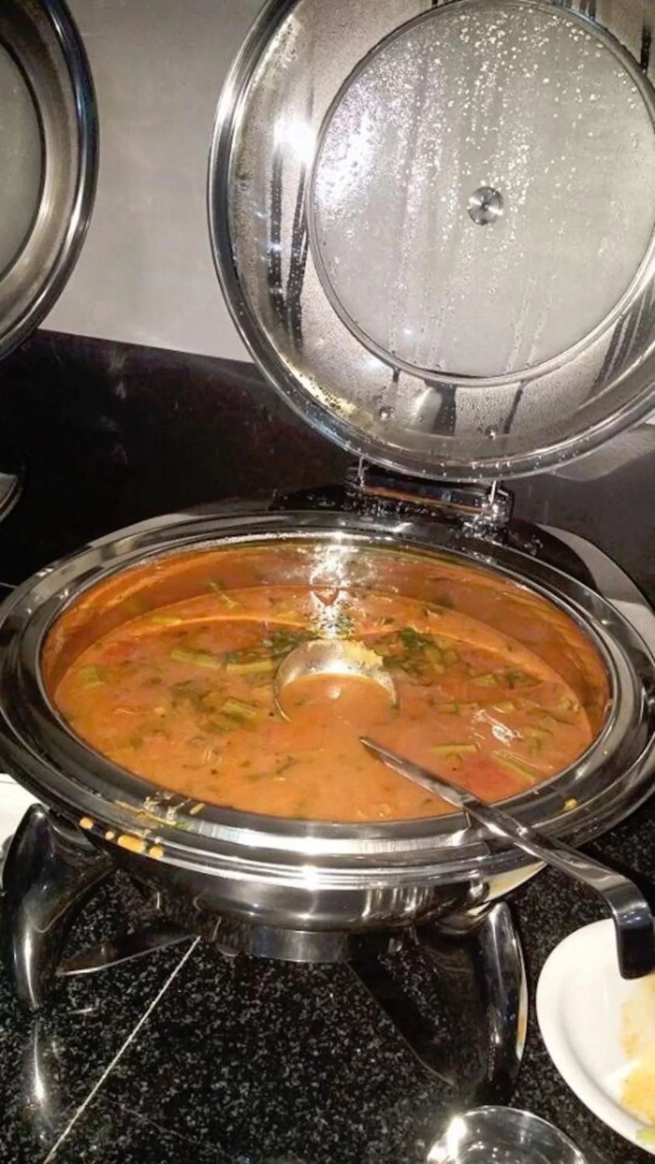 Food and drinks in Hotel Ashlesh Manipal