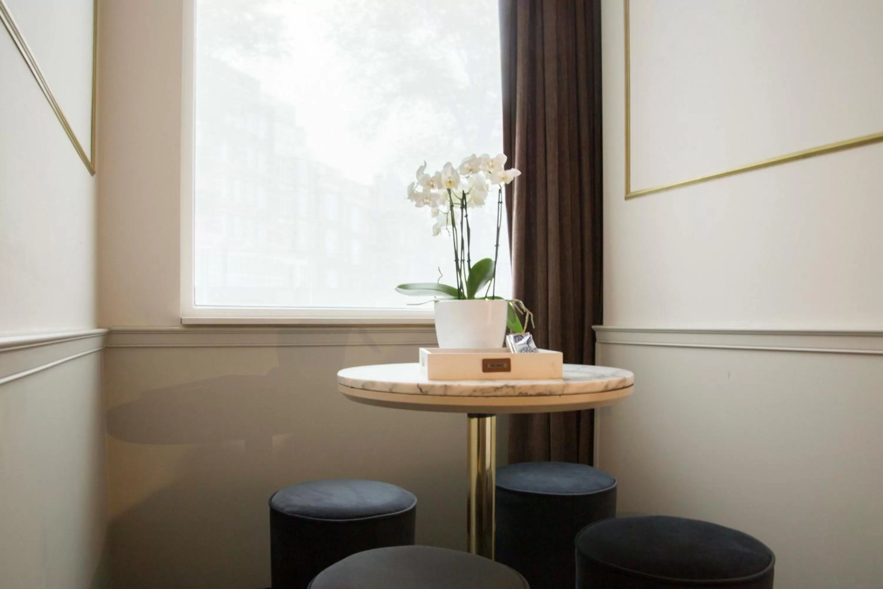 Seating area in House of Amstel