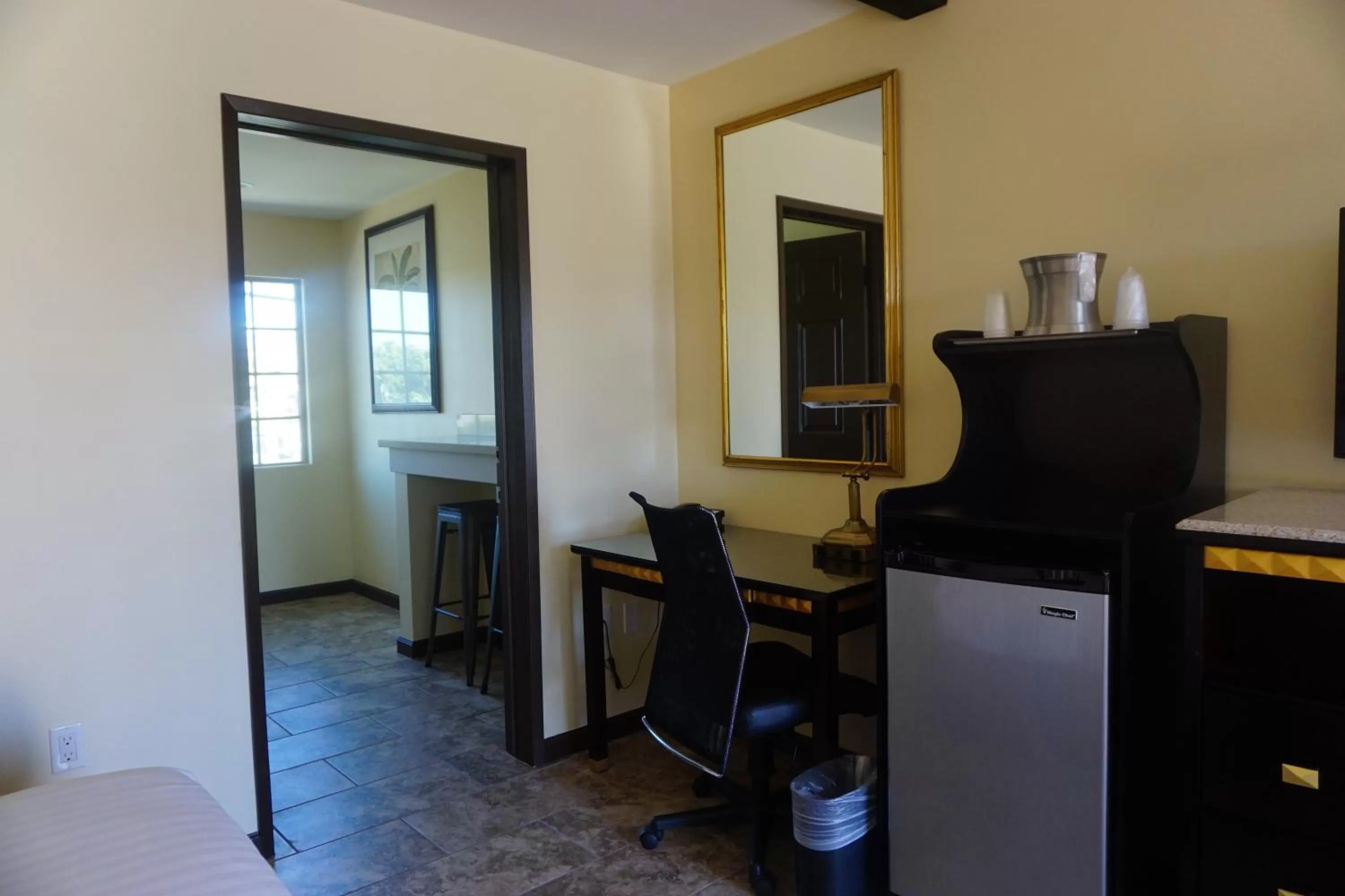 Kitchen or kitchenette in Tuscan Garden Inn