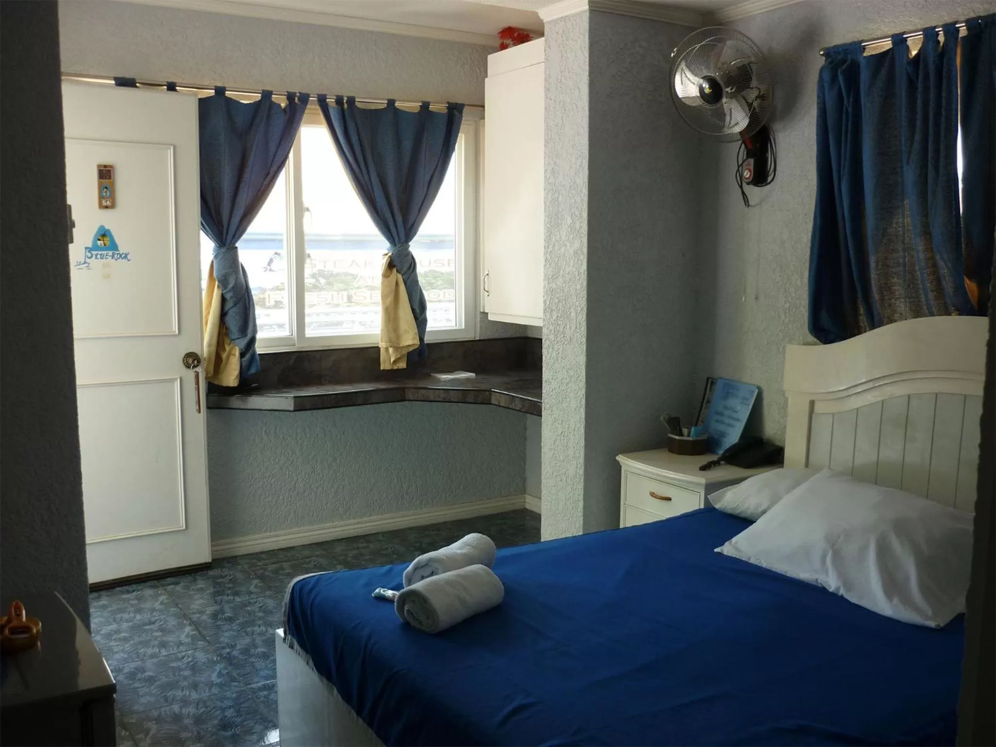 Photo of the whole room in Blue Rock Resort