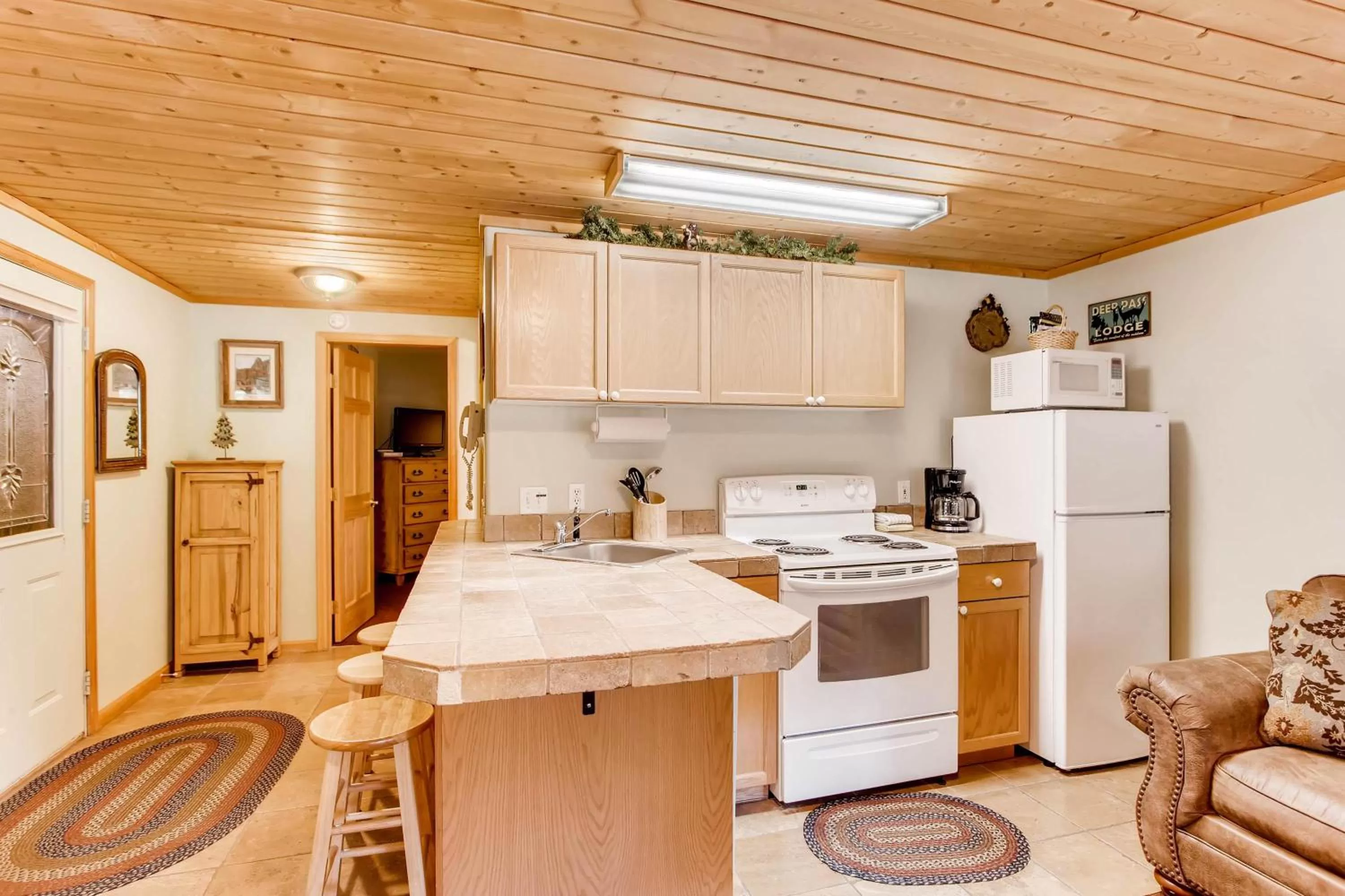 Kitchen/Kitchenette in Estes Park Condos