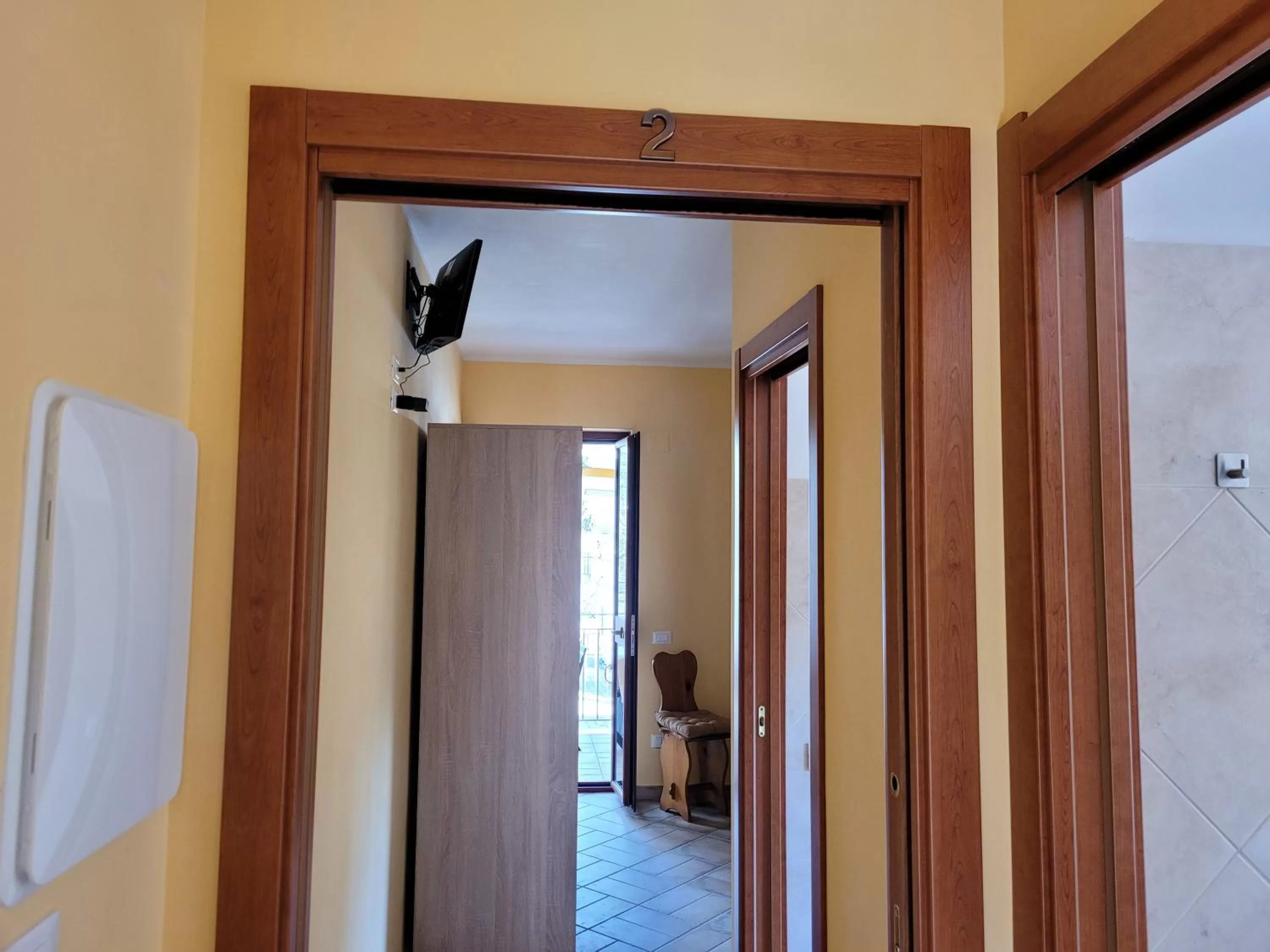 Alloggio turistico Magnifico Alessandro Valle Bernardo 04025 Lenola nei pressi di Fondi LT