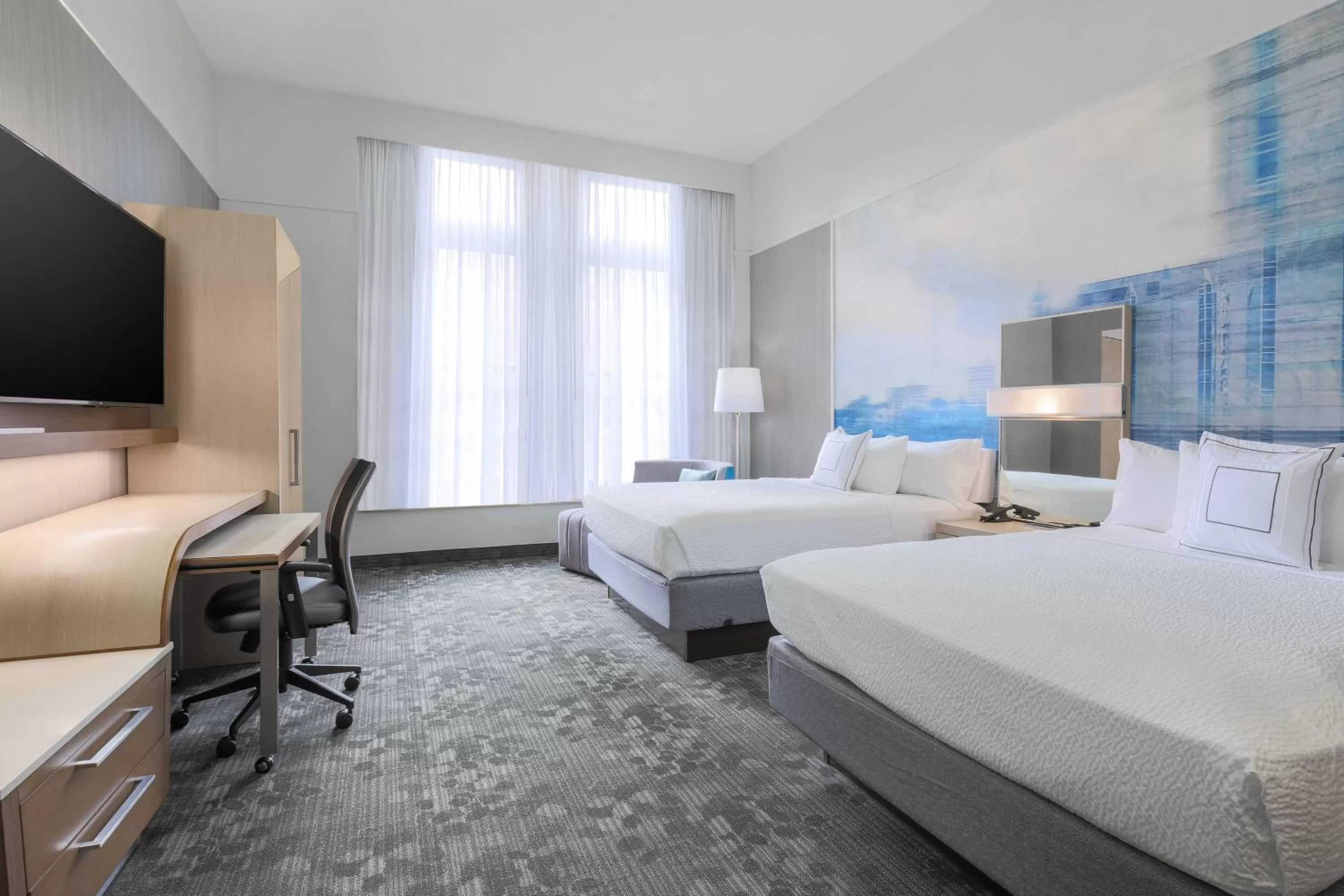 Photo of the whole room, Bed in Courtyard by Marriott Pittsburgh Downtown