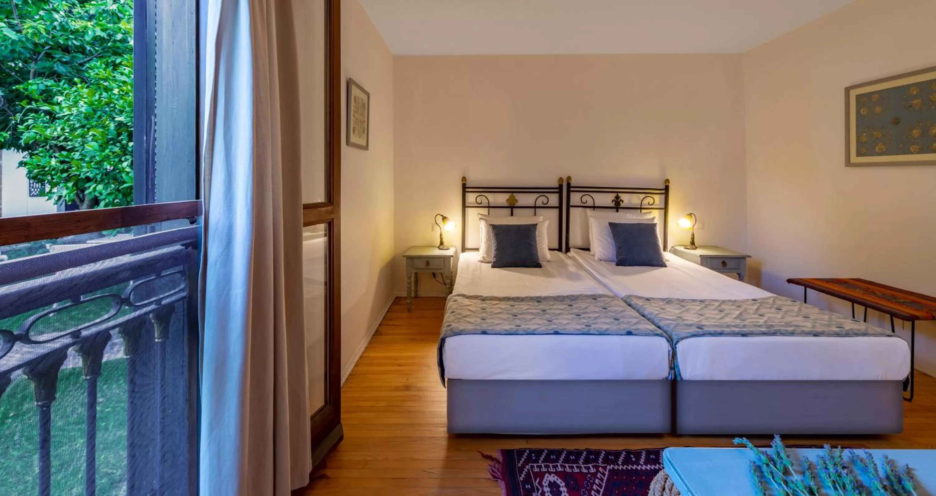 Photo of the whole room, Bed in Hotel Kalehan