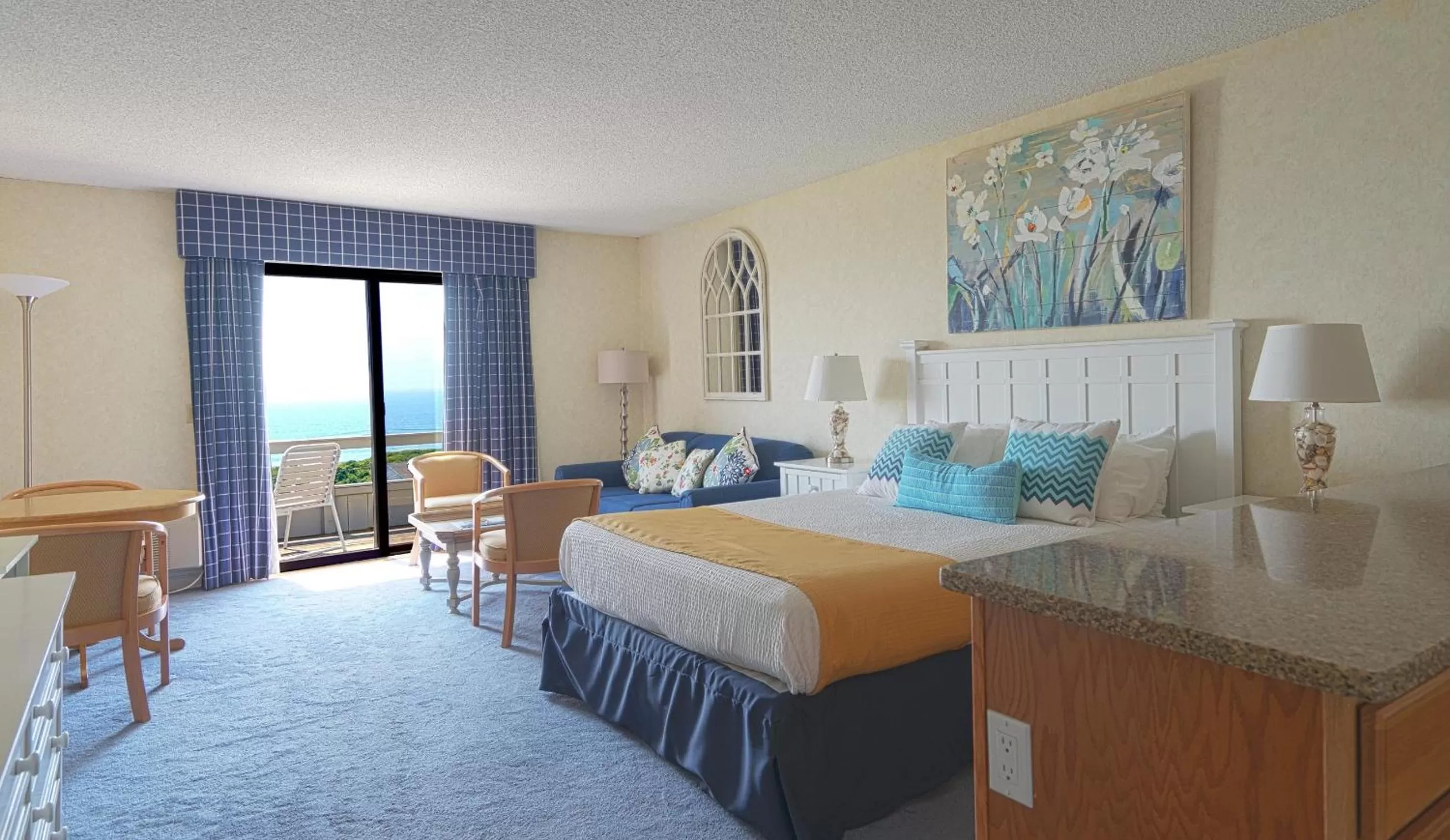 Bed in Beachcomber Resort at Montauk