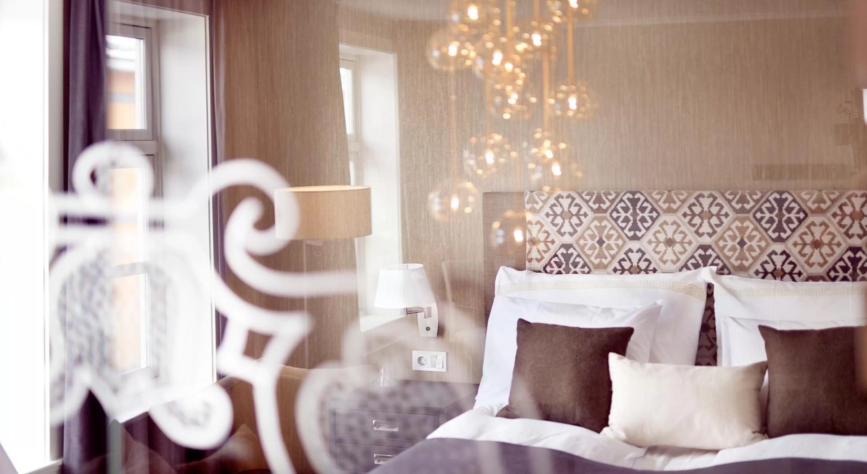 Decorative detail, Bed in Home Hotel Hammer