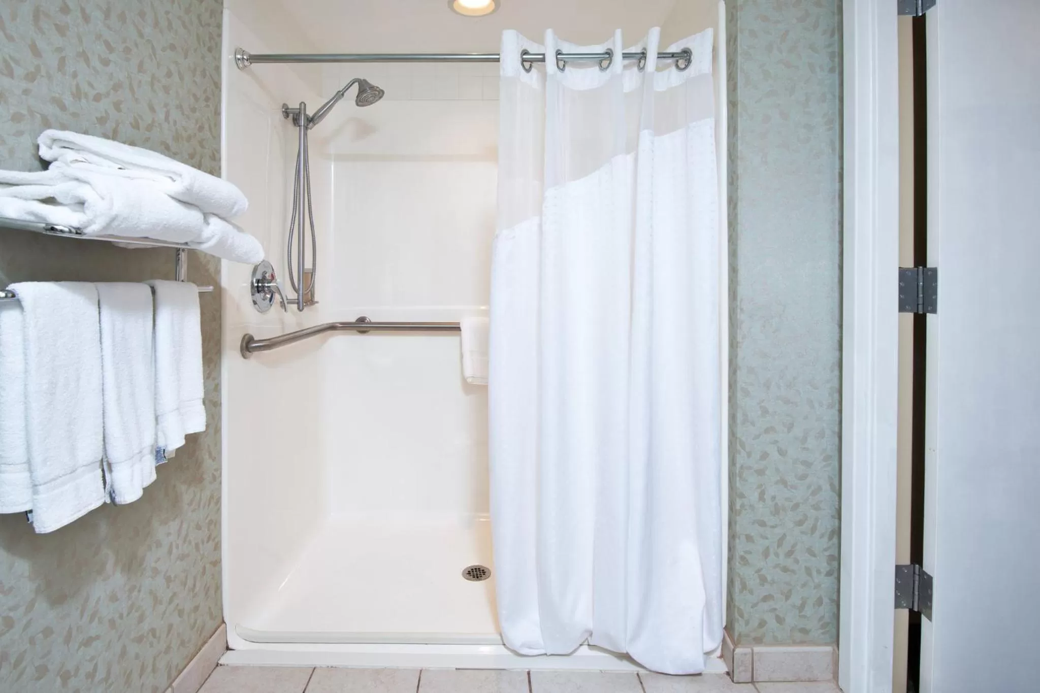 Photo of the whole room in Holiday Inn Express Exton - Great Valley by IHG