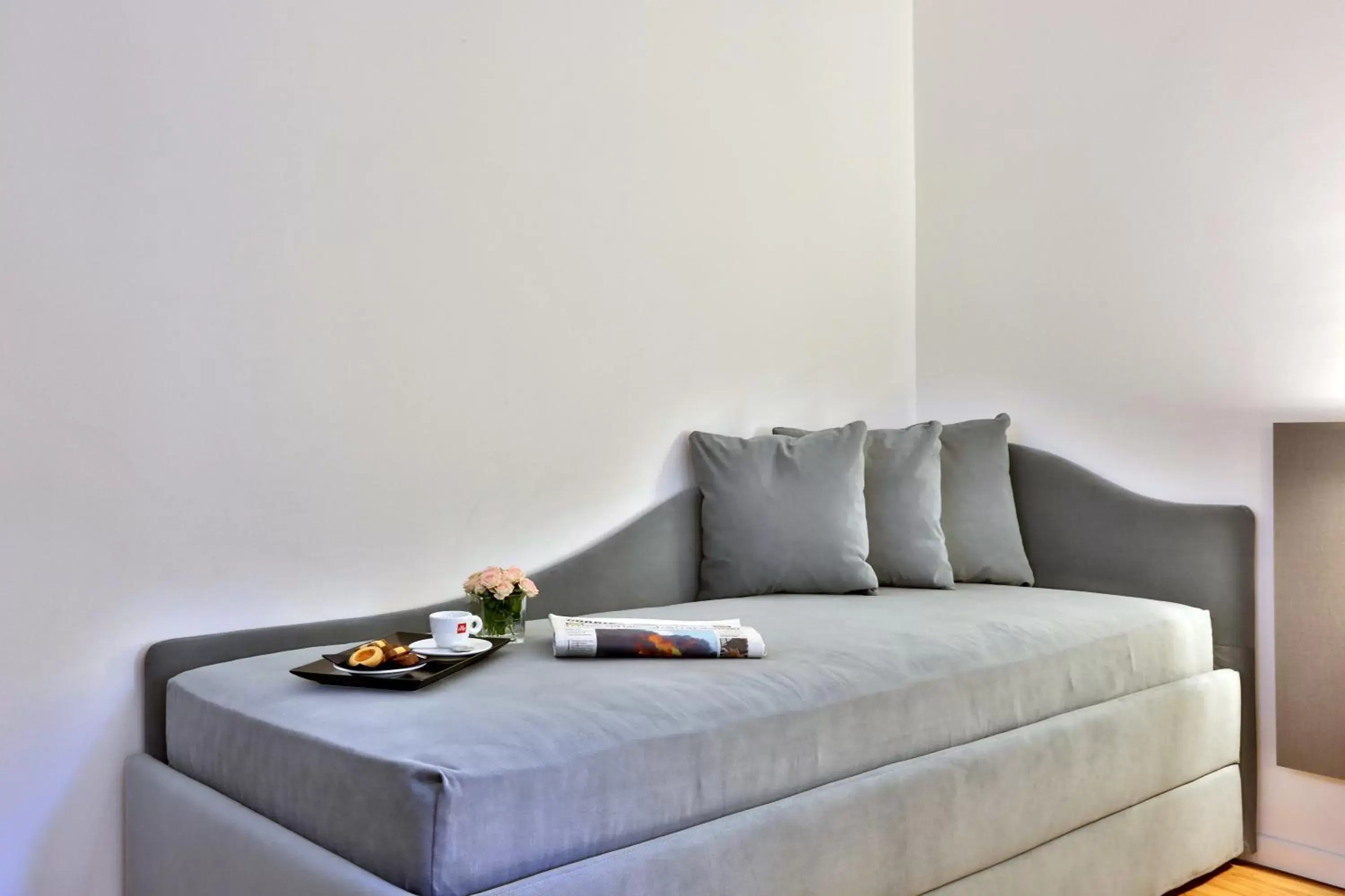 Family Room in Urban Hotel Design Family Room in Urban Hotel Design