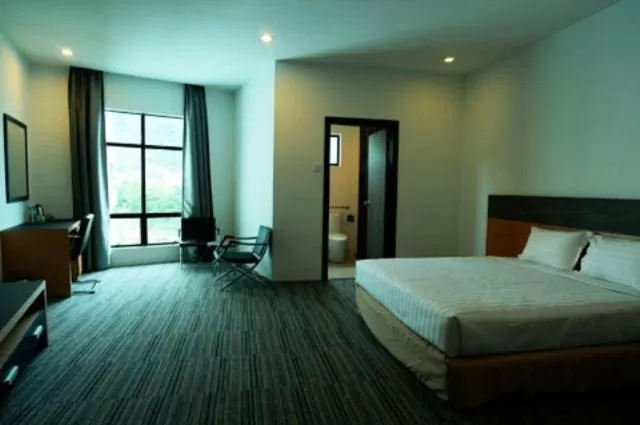 Day, Bed in Flemington Hotel