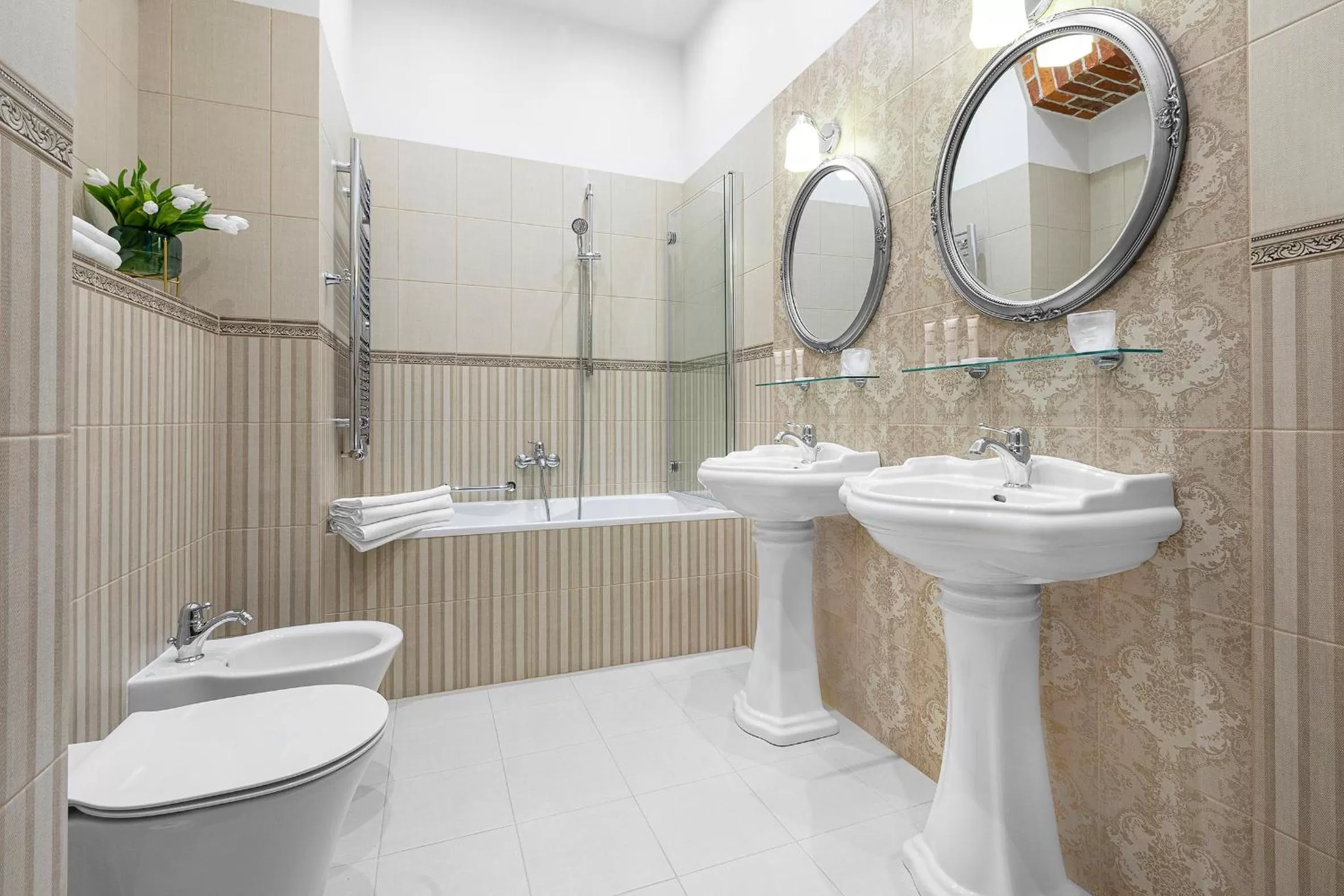 Toilet in Ventus Rosa Boutique Aparthotel