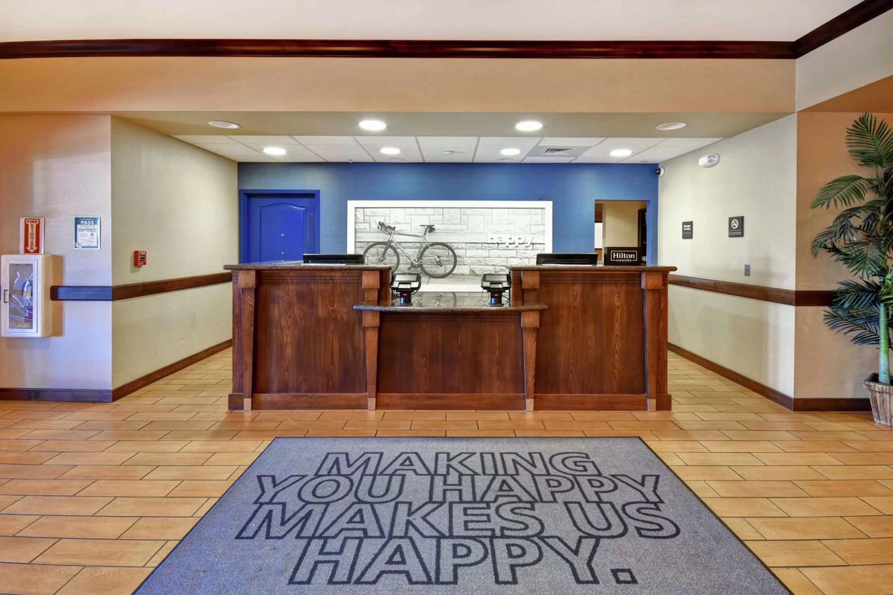 Lobby or reception in Hampton Inn & Suites Folsom