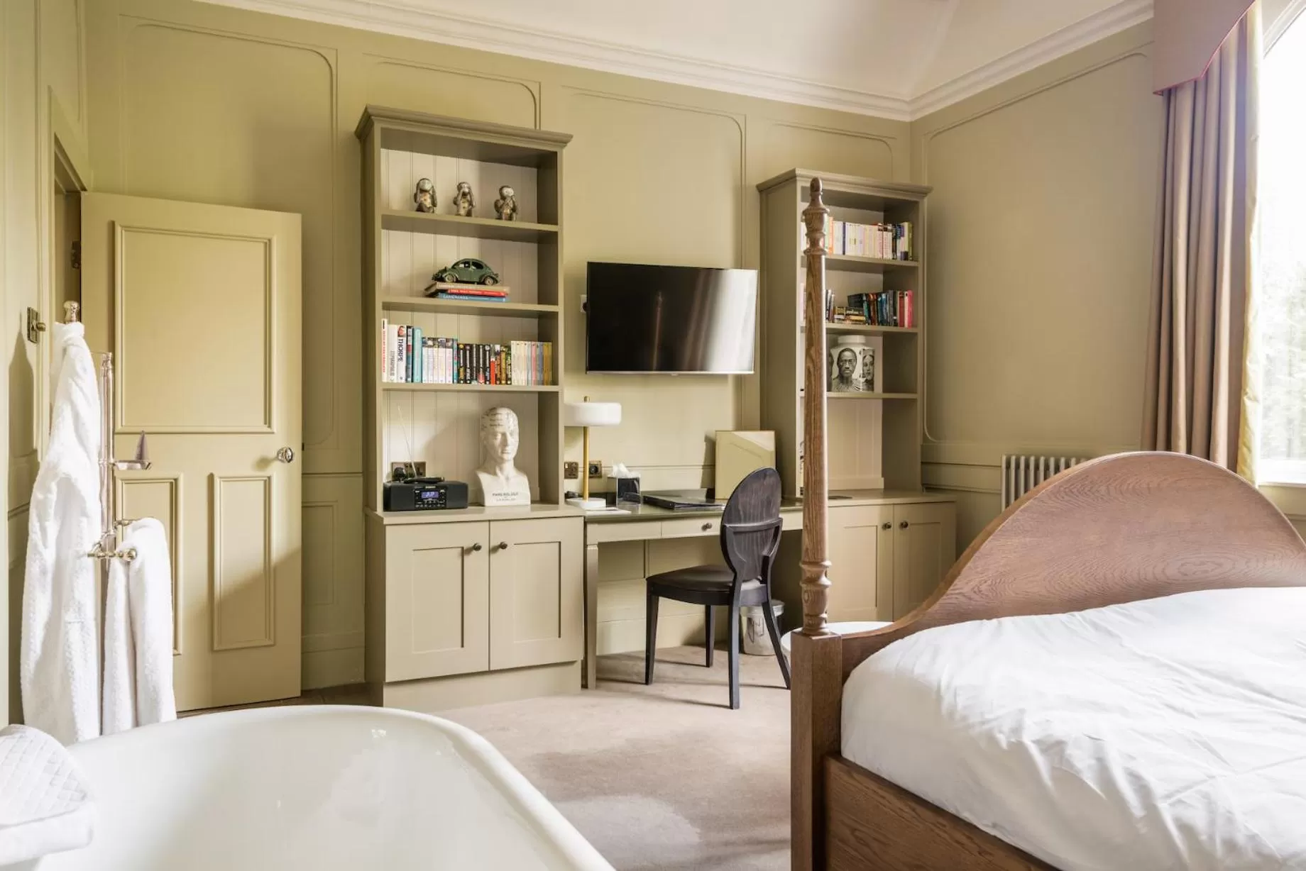 Bedroom, Bed in Didsbury House Hotel