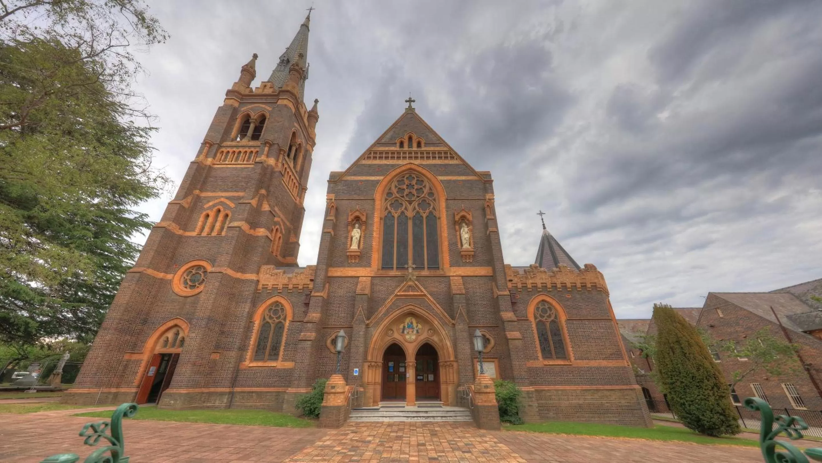 Nearby landmark in The Alluna Motel, an Ascend Collection Hotel