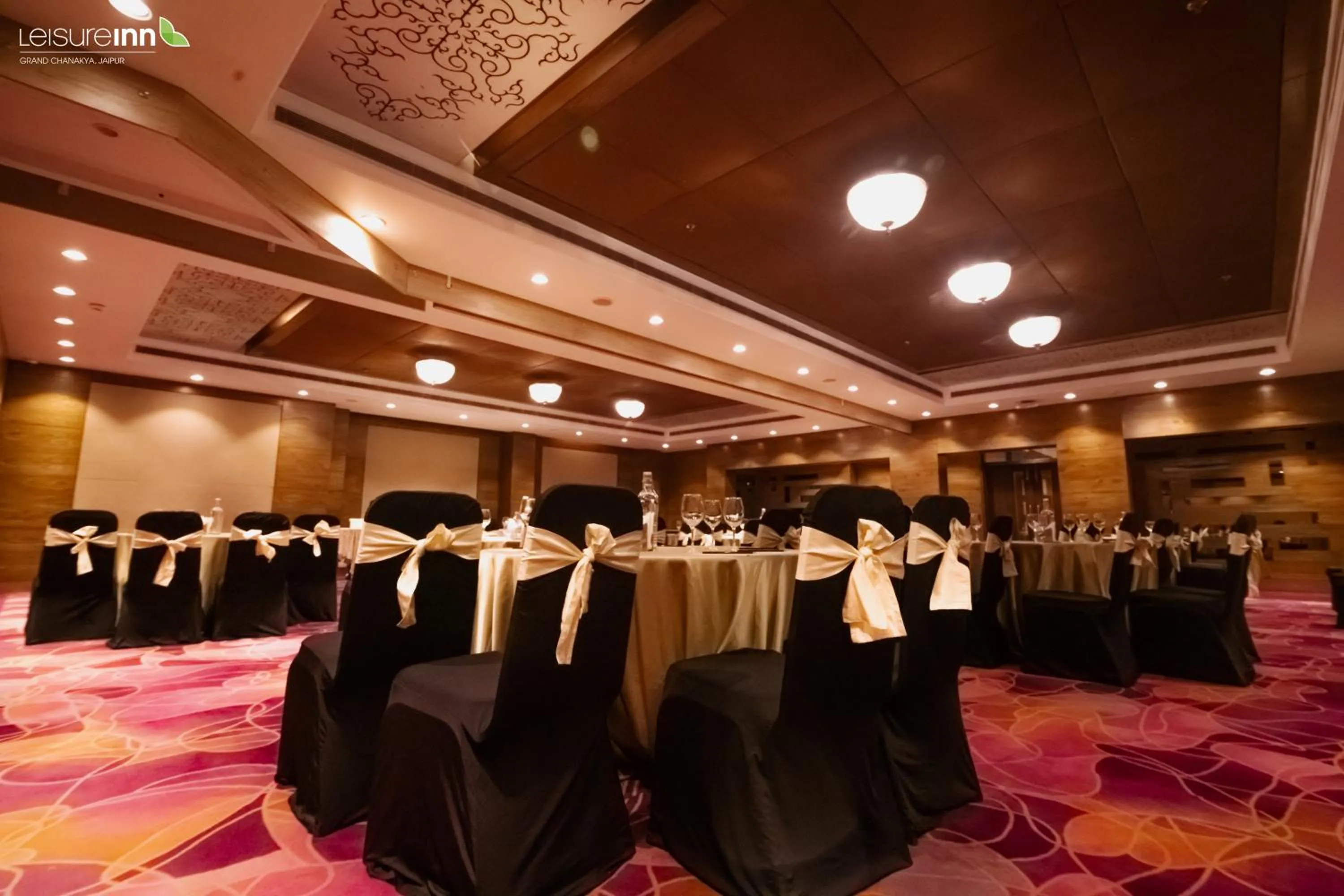 Banquet/Function facilities in Leisure Inn Grand Chanakya