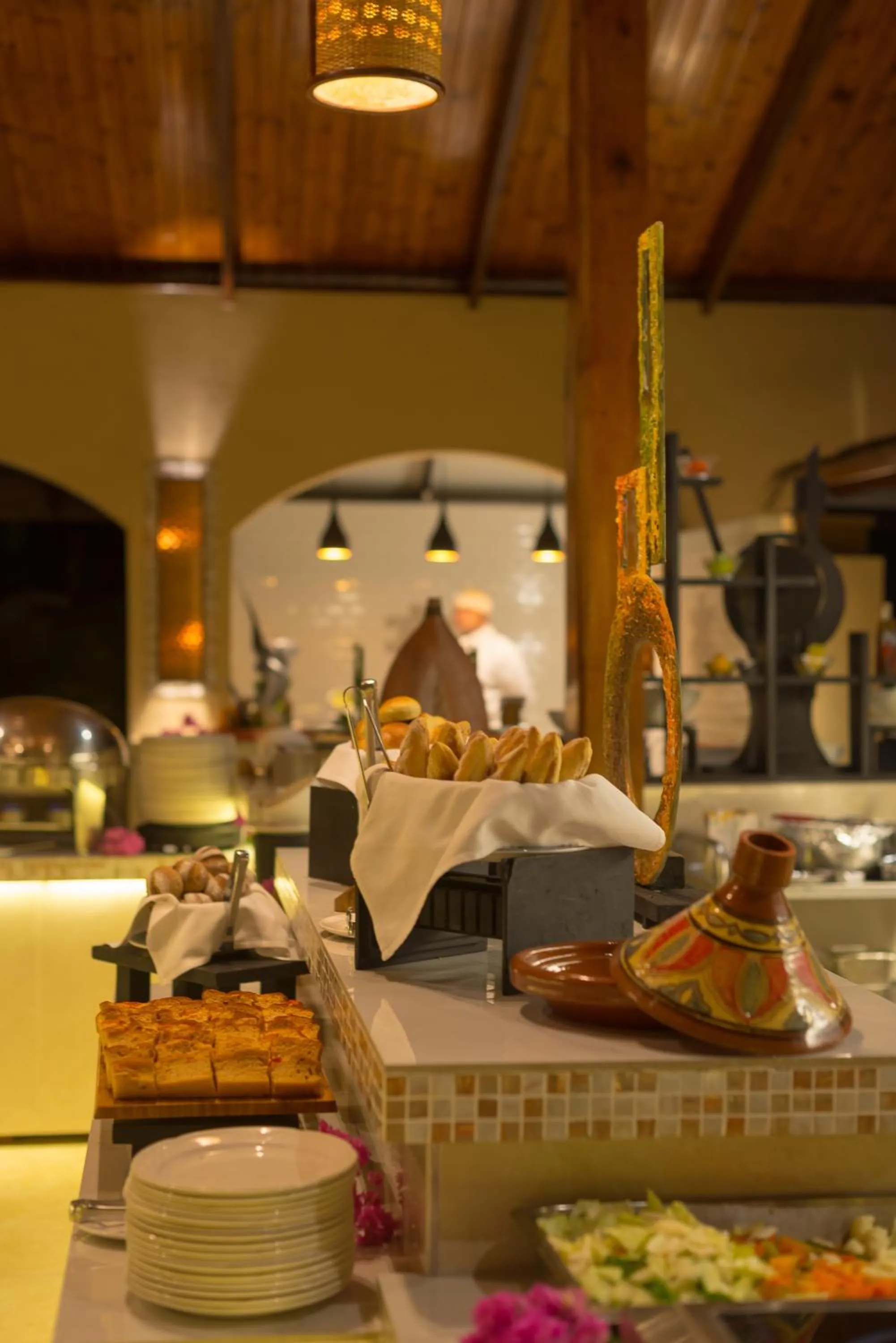 Restaurant/places to eat in Coco de Mer Hotel and Black Parrot Suites