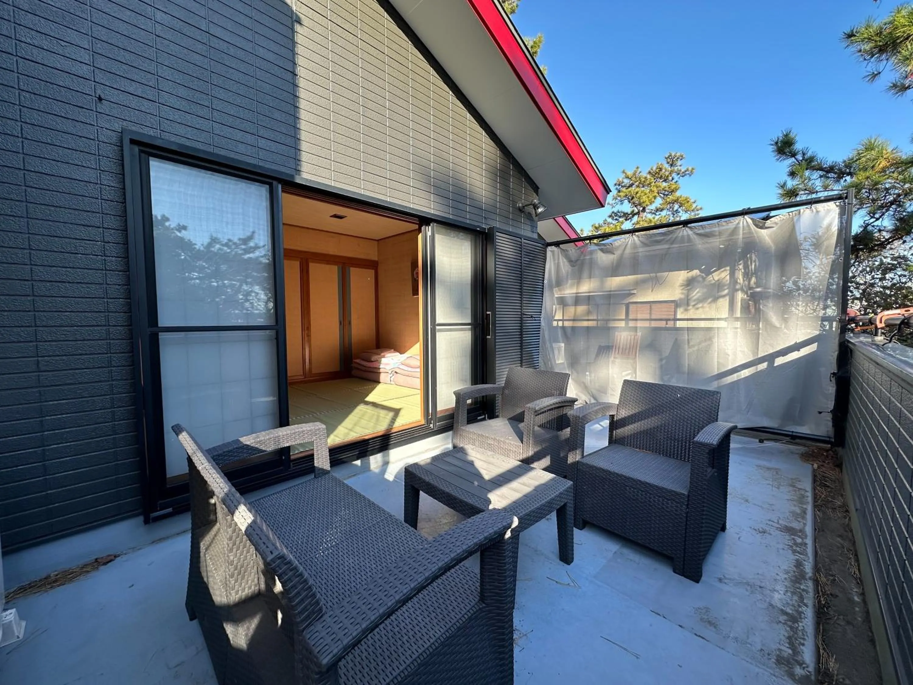 Minato Oasis Numazu / 沼津観光の中心、伊豆観光の拠点に好立地！沼津港に位置し交通・飲食・コンビニ等至便です！