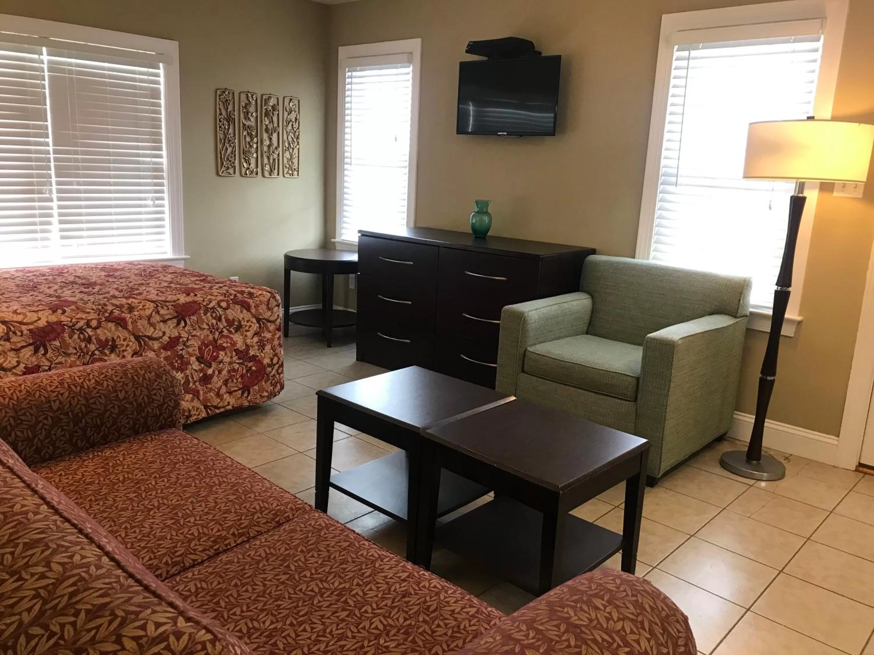 Living room, Seating Area in Ocean Lodge Hotel & Apartments