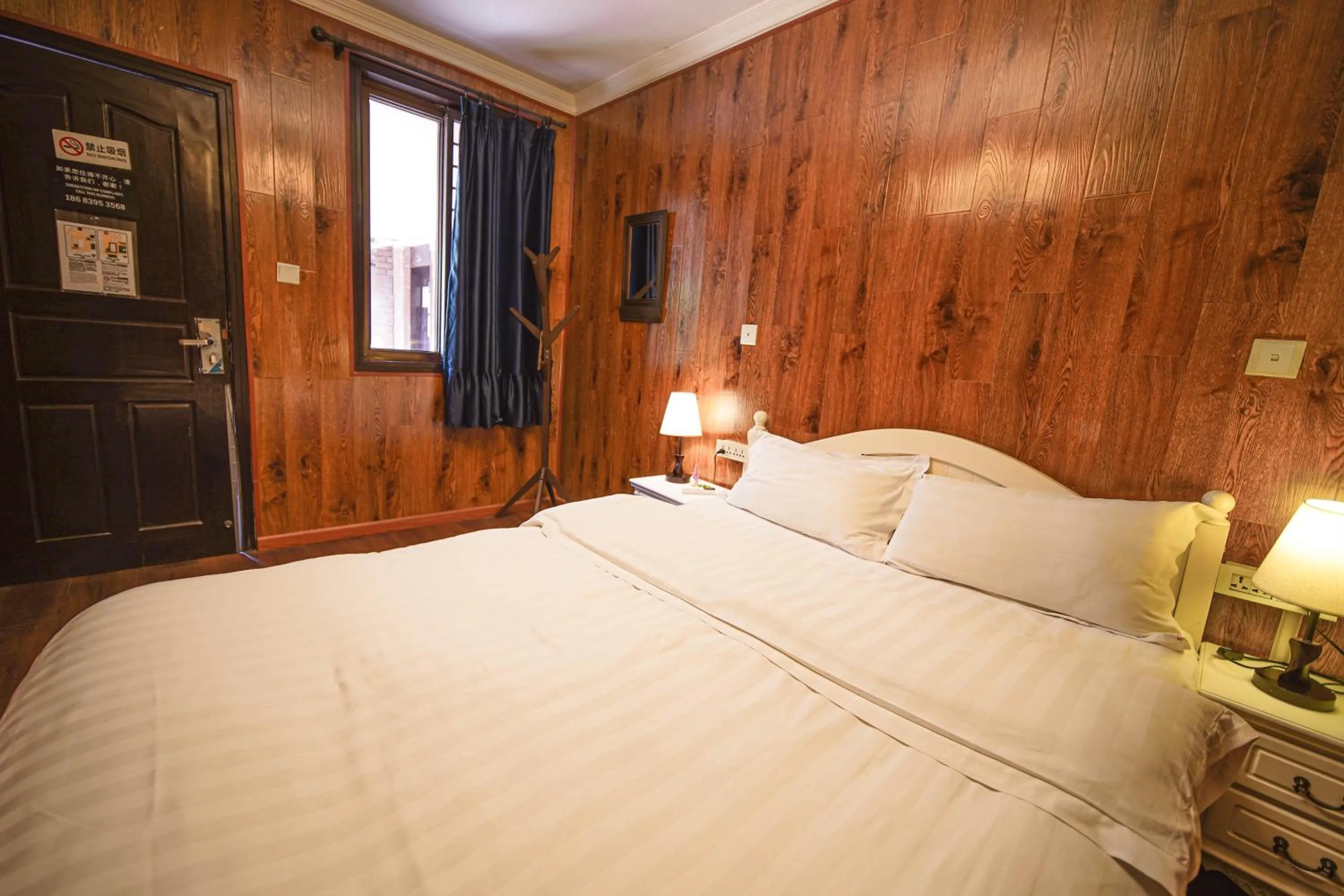 Bedroom, Bed in Chengdu Mix Hostel Backpackers