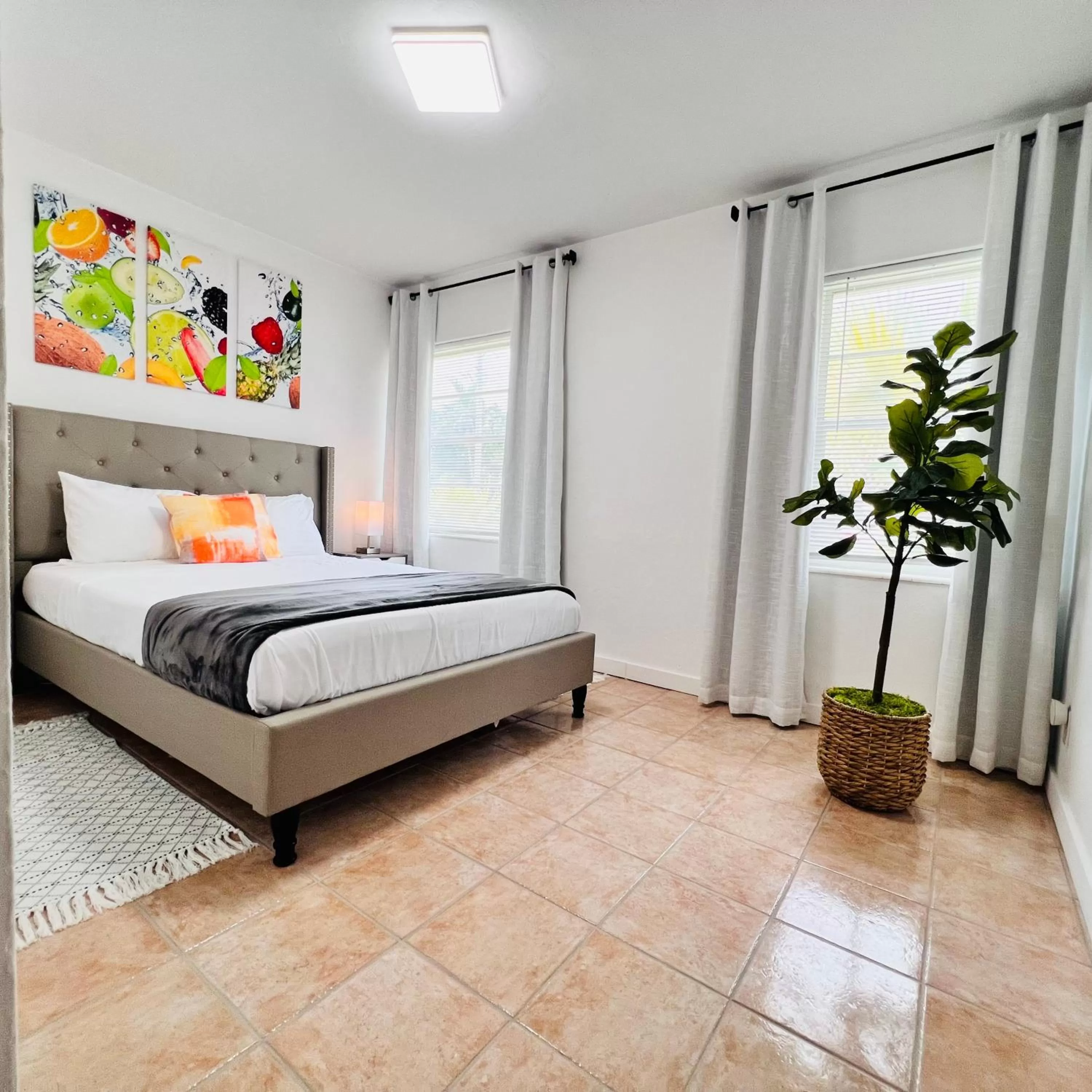 Bed in CocoBay 2BR Condos Near Beach, Galleria Mall, Wilton Manors, Cruise Port