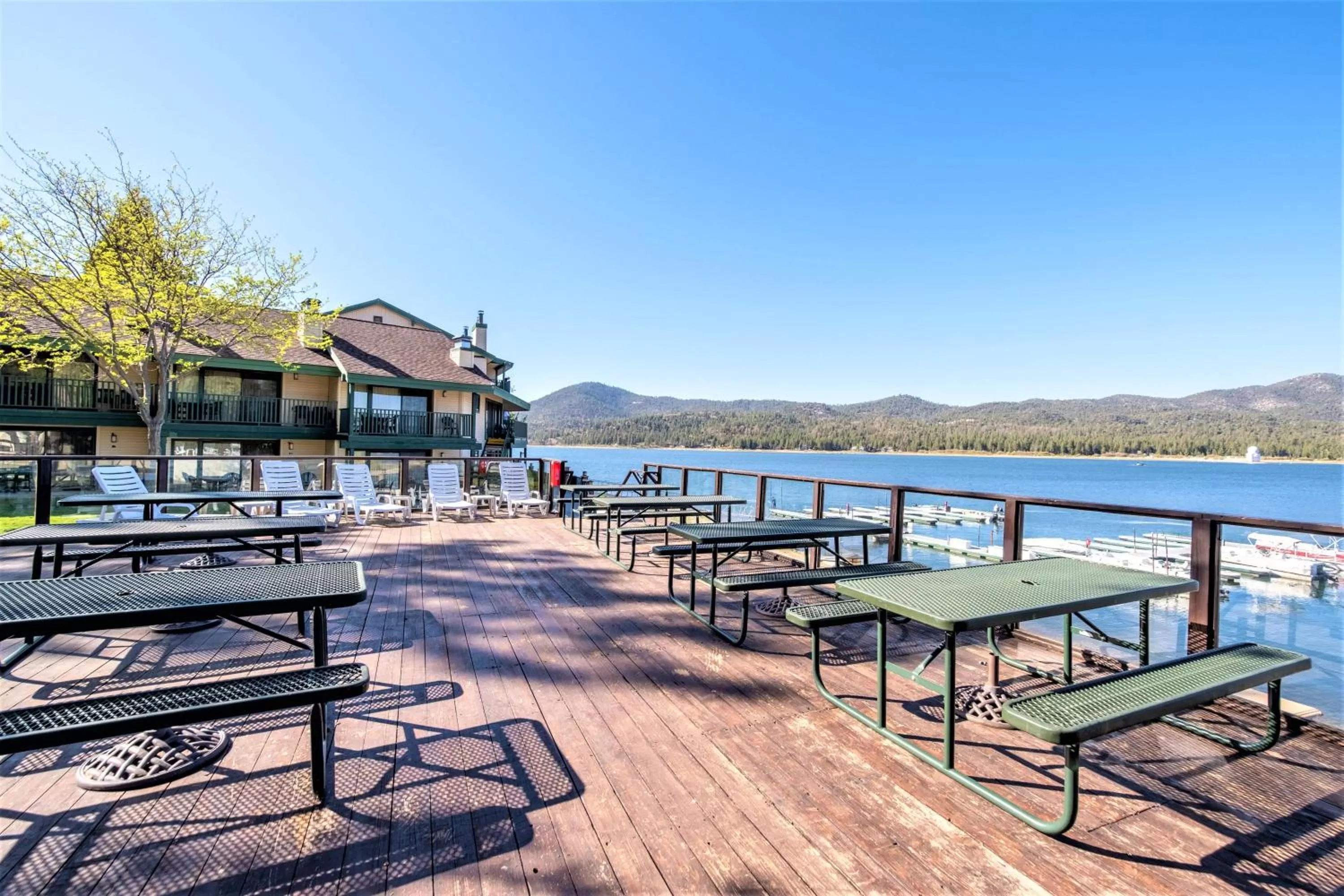 Seating area in Lagonita Lodge