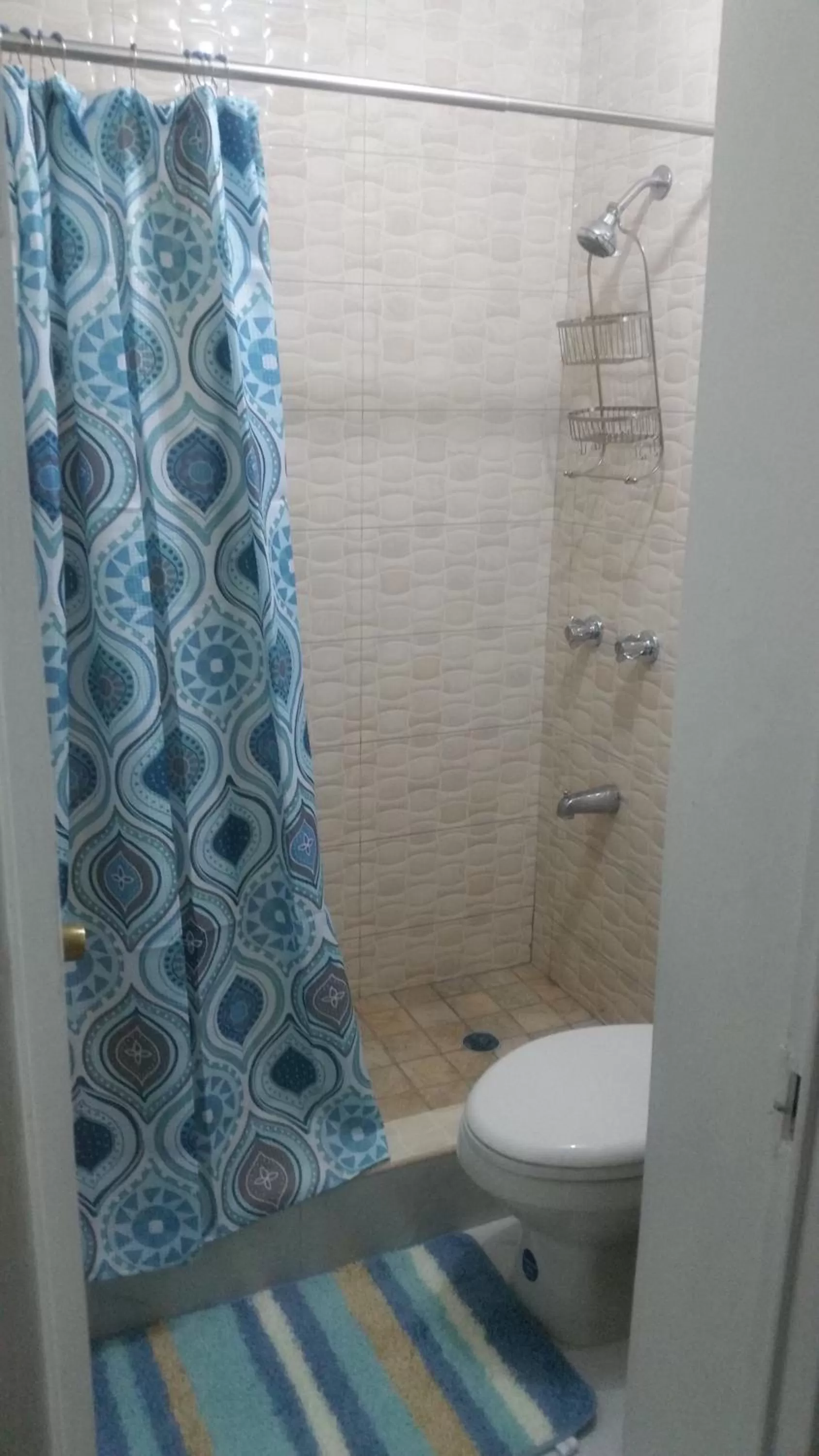 Bathroom in Malia's New Kgn Apartment