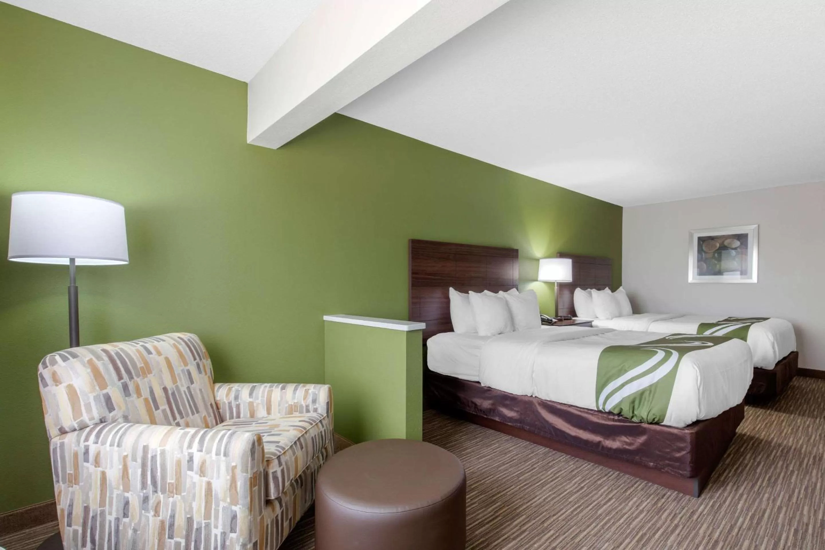 Photo of the whole room, Bed in Quality Inn & Suites Mountain Home North