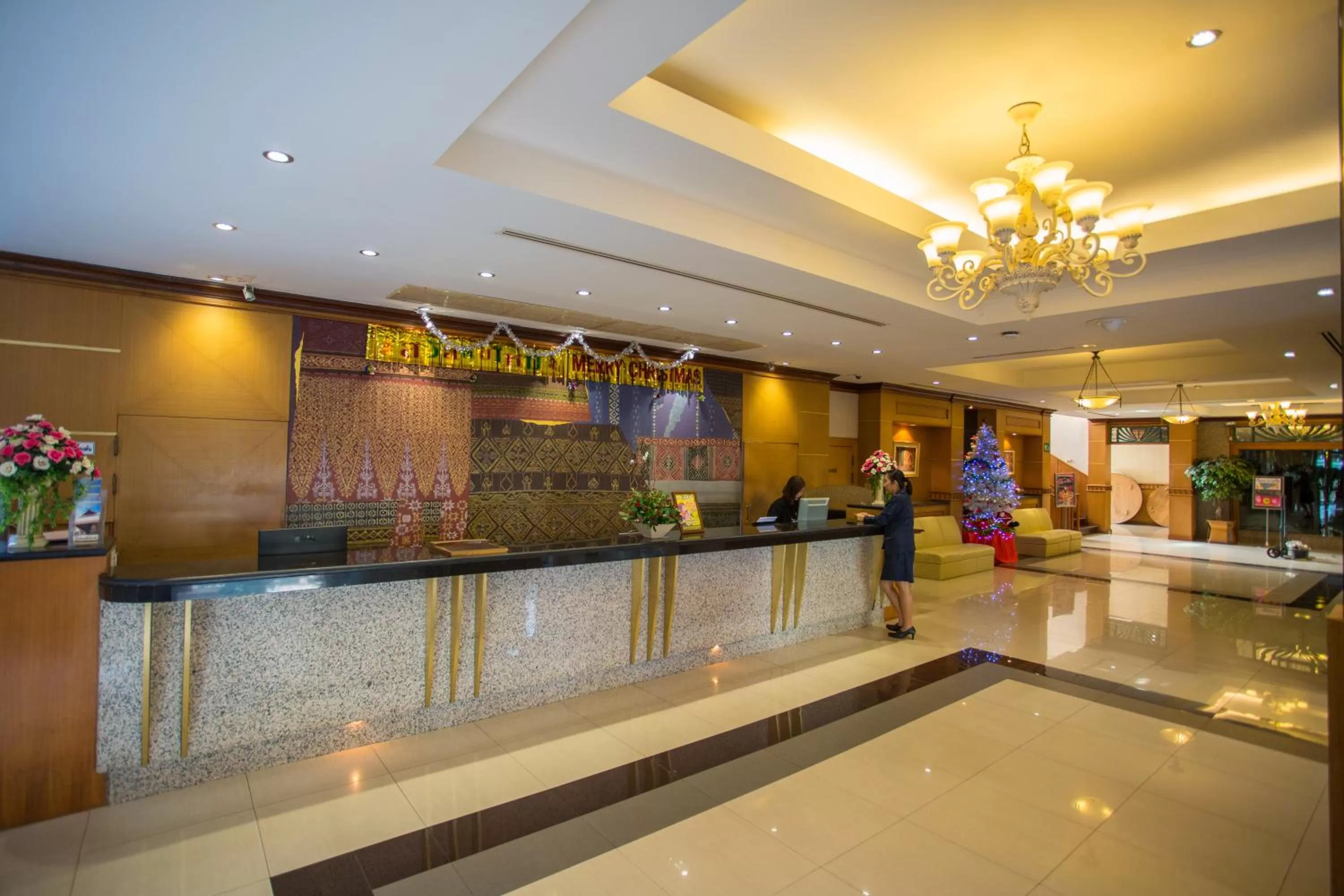 Lobby or reception in Seeharaj Hotel
