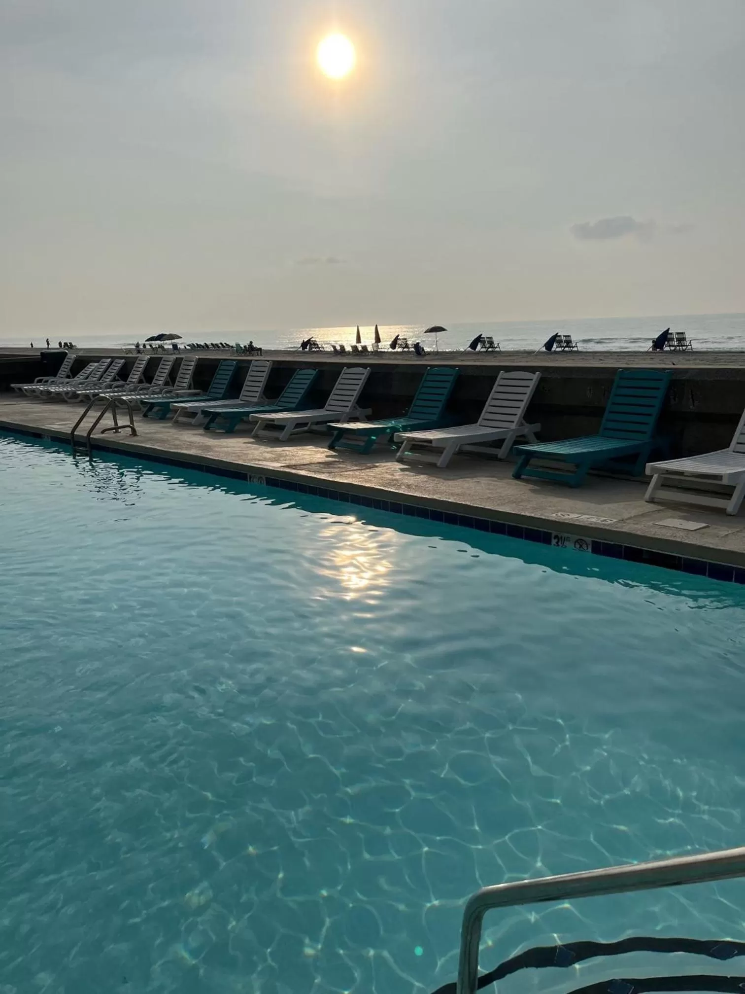 , Swimming Pool in Kingfisher Inn