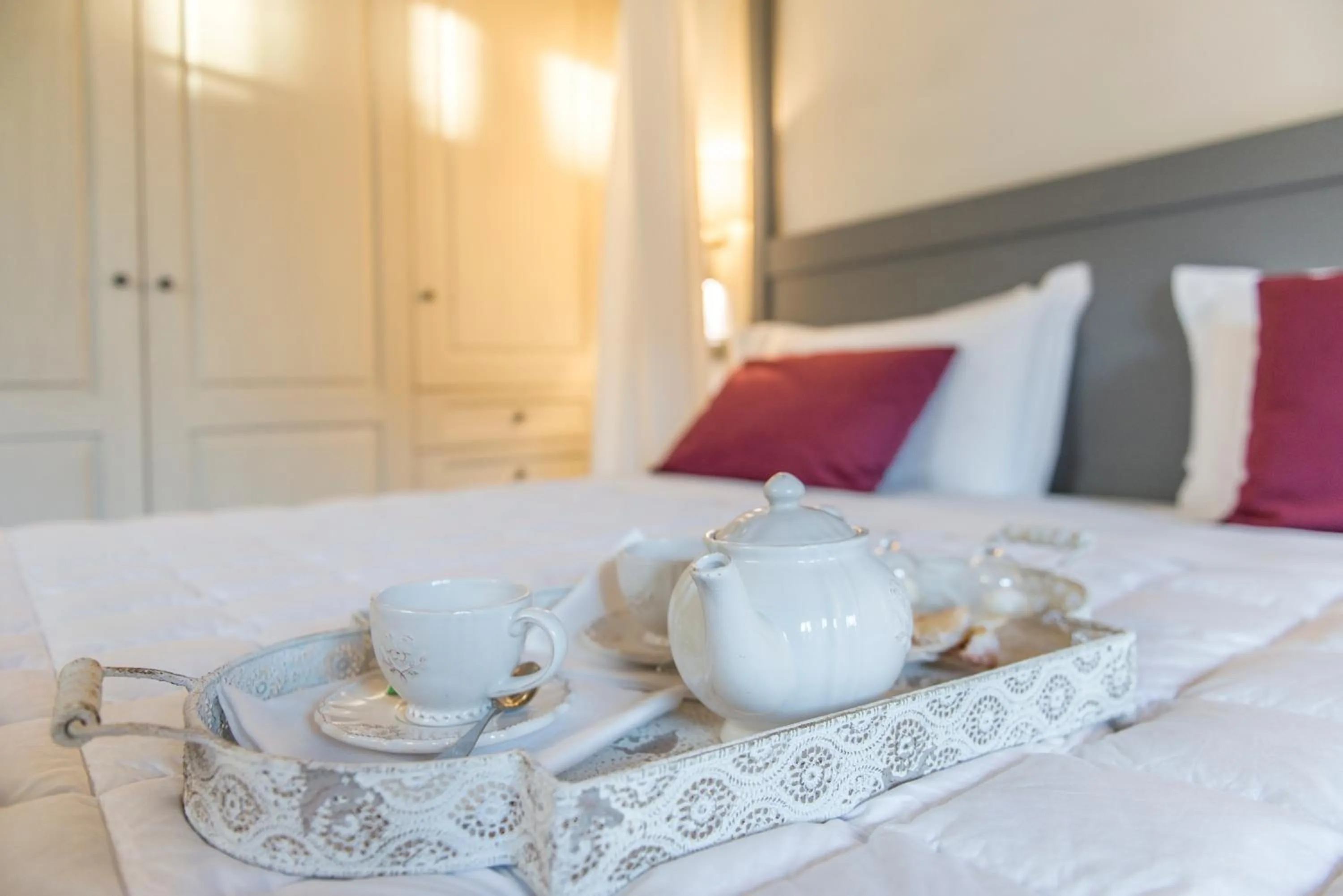 Bed in Cortona Resort & Spa