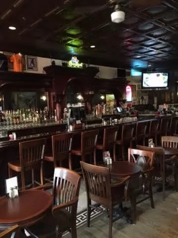 Lounge or bar in Gilmore Hotel, Trademark Collection by Wyndham