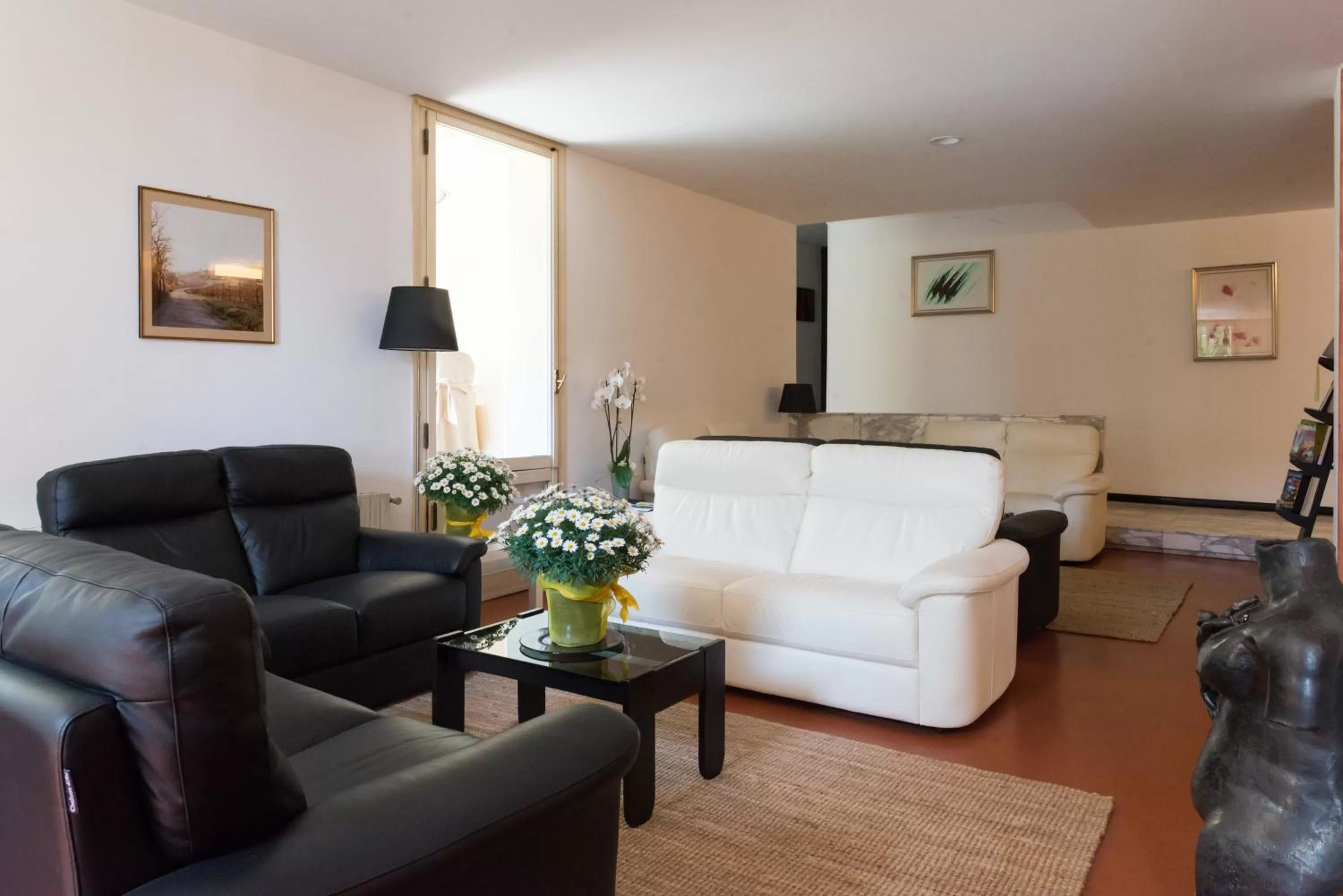 Lobby or reception in Coccodrillo Hotel & Apartments