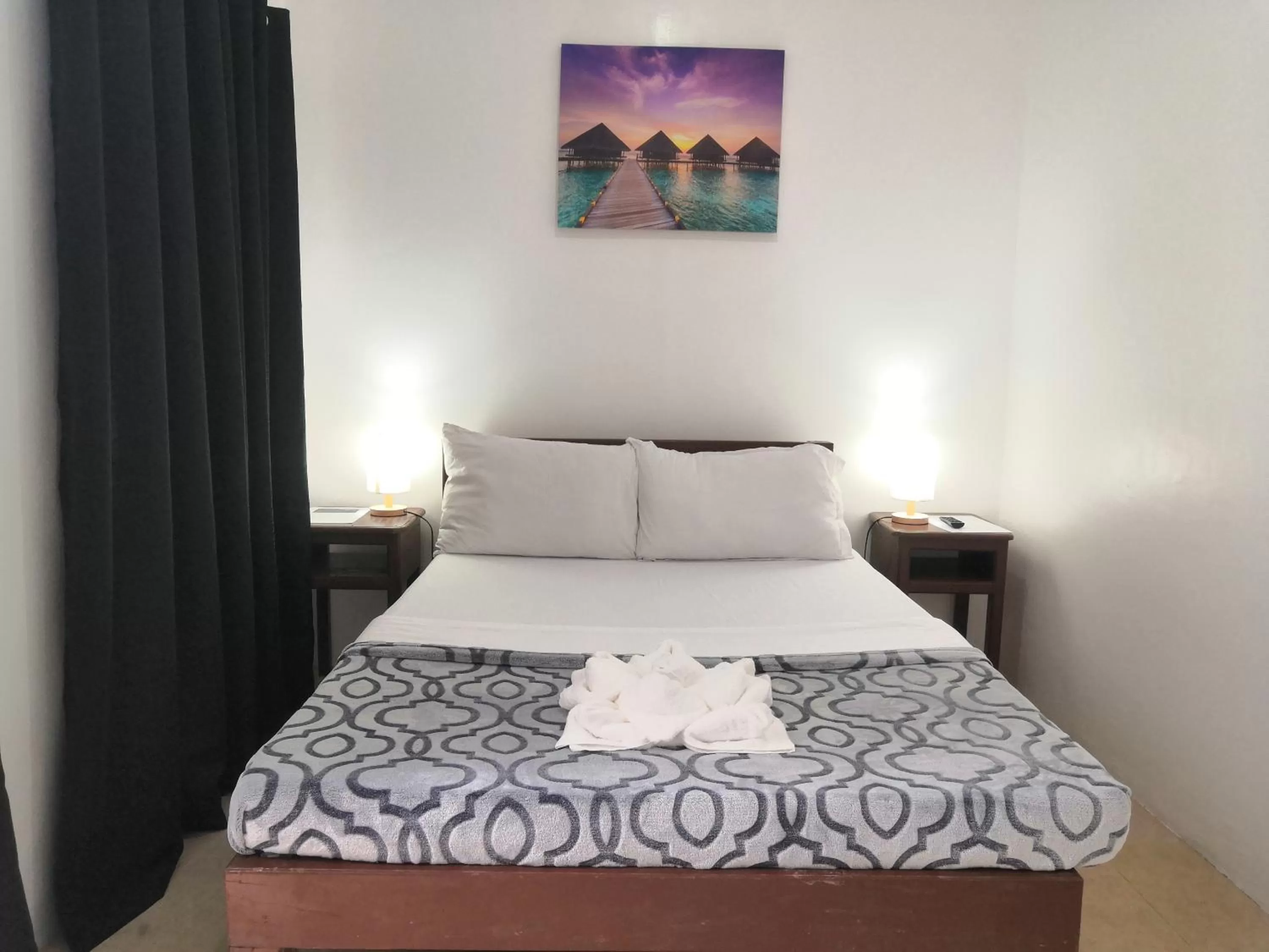 Standard Queen Room in Softstone resort