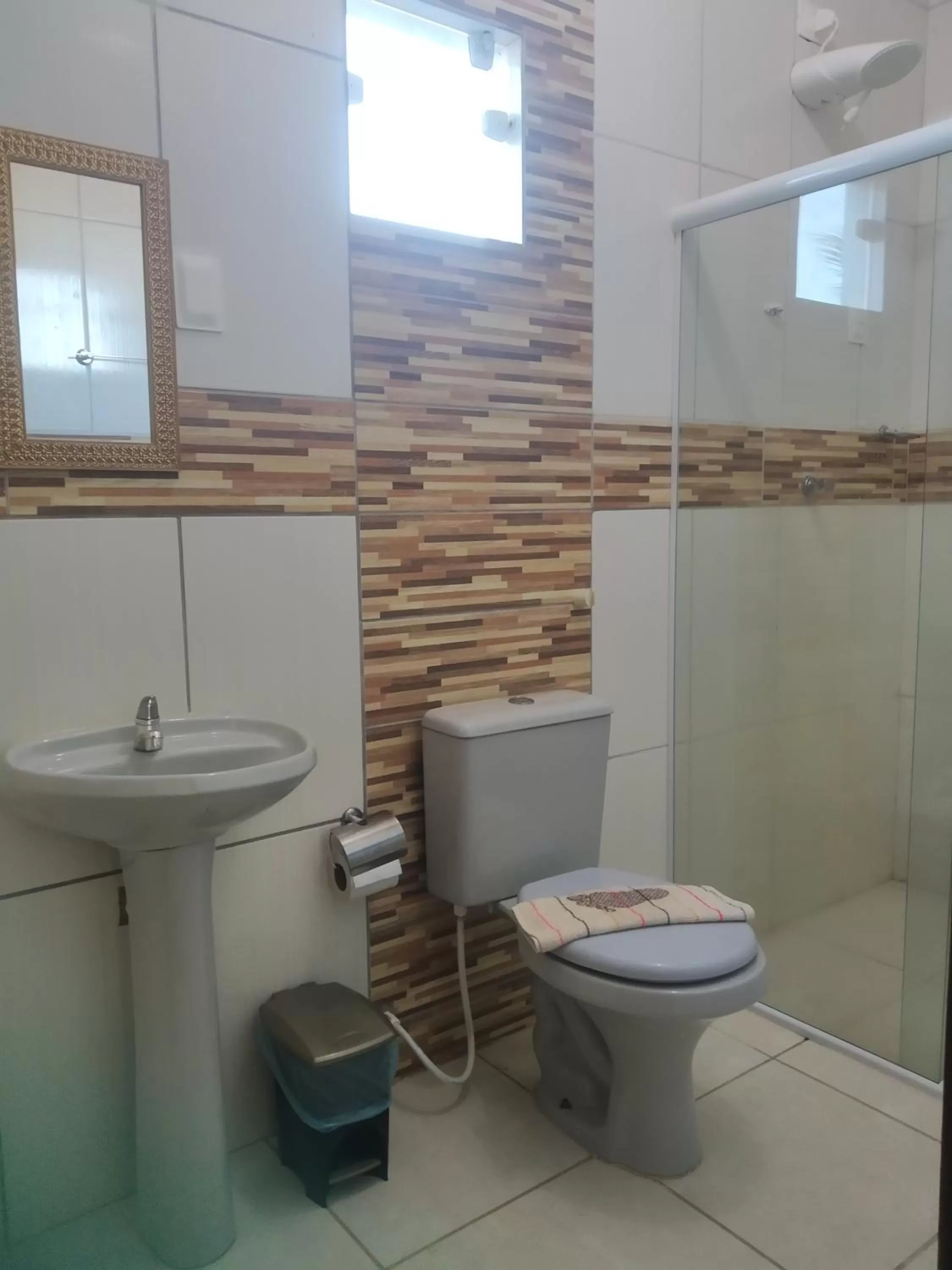 Bathroom in Pousada Recanto Canaã