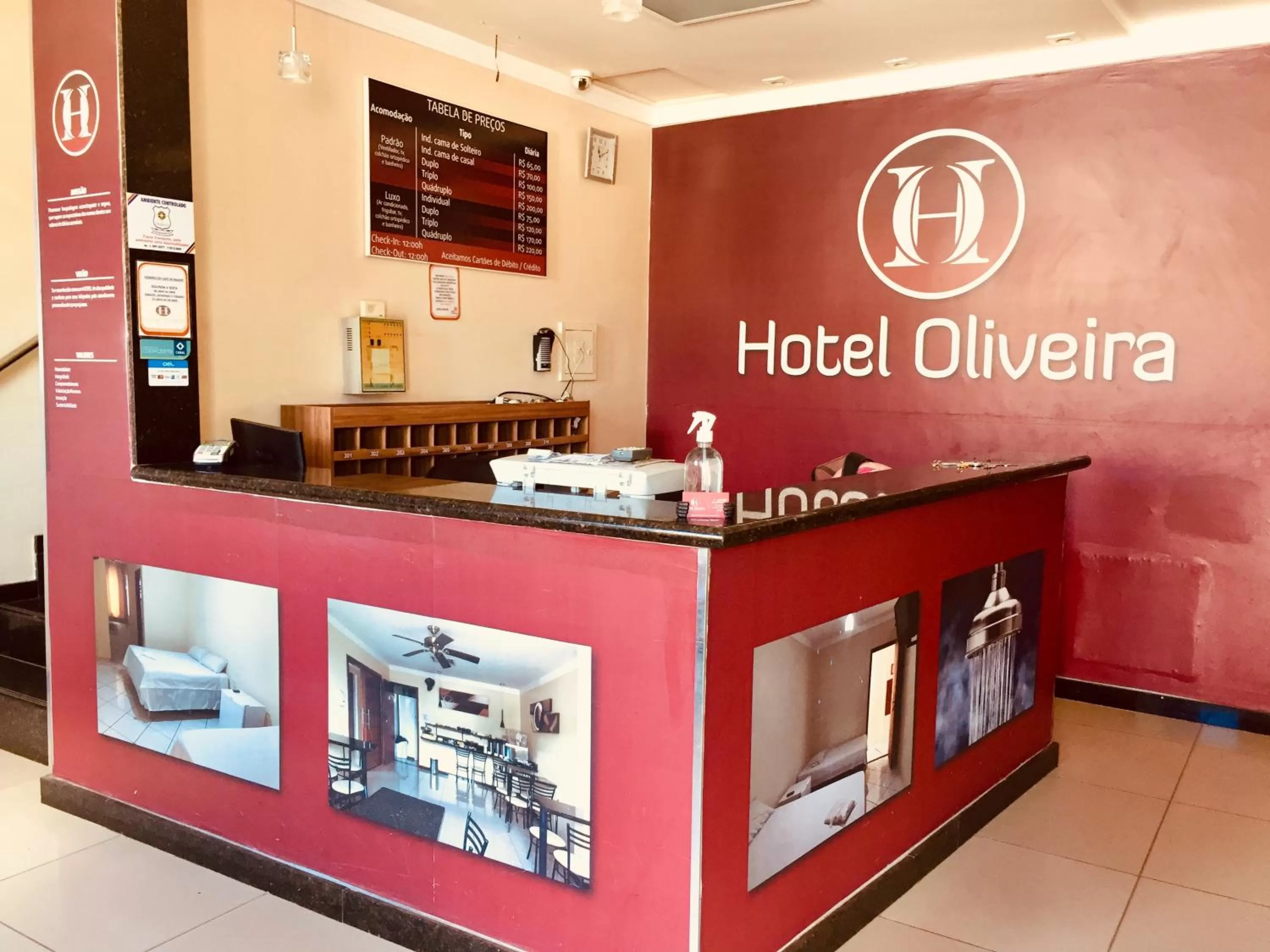Lobby or reception in Hotel Oliveira