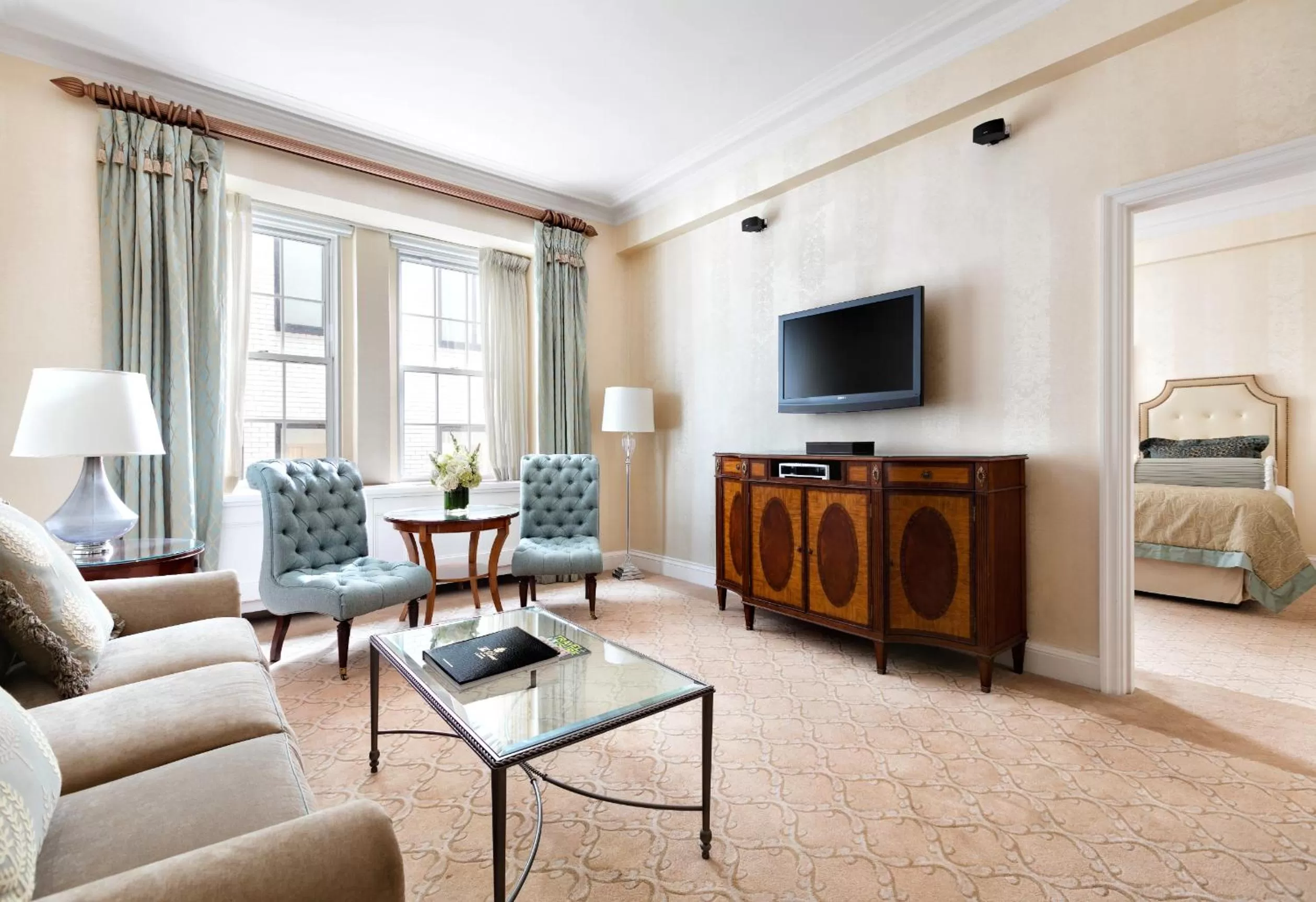 Living room in The Pierre, A Taj Hotel, New York