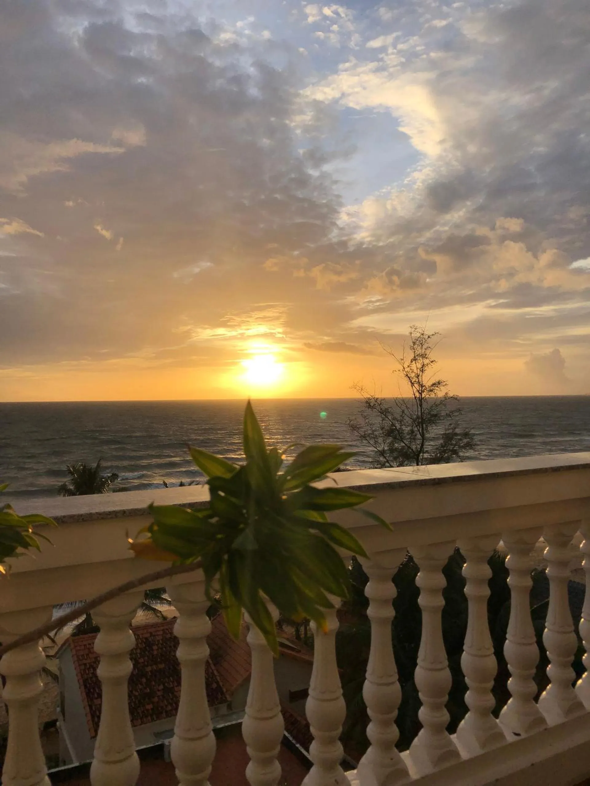 Sunset in Phuong Binh House