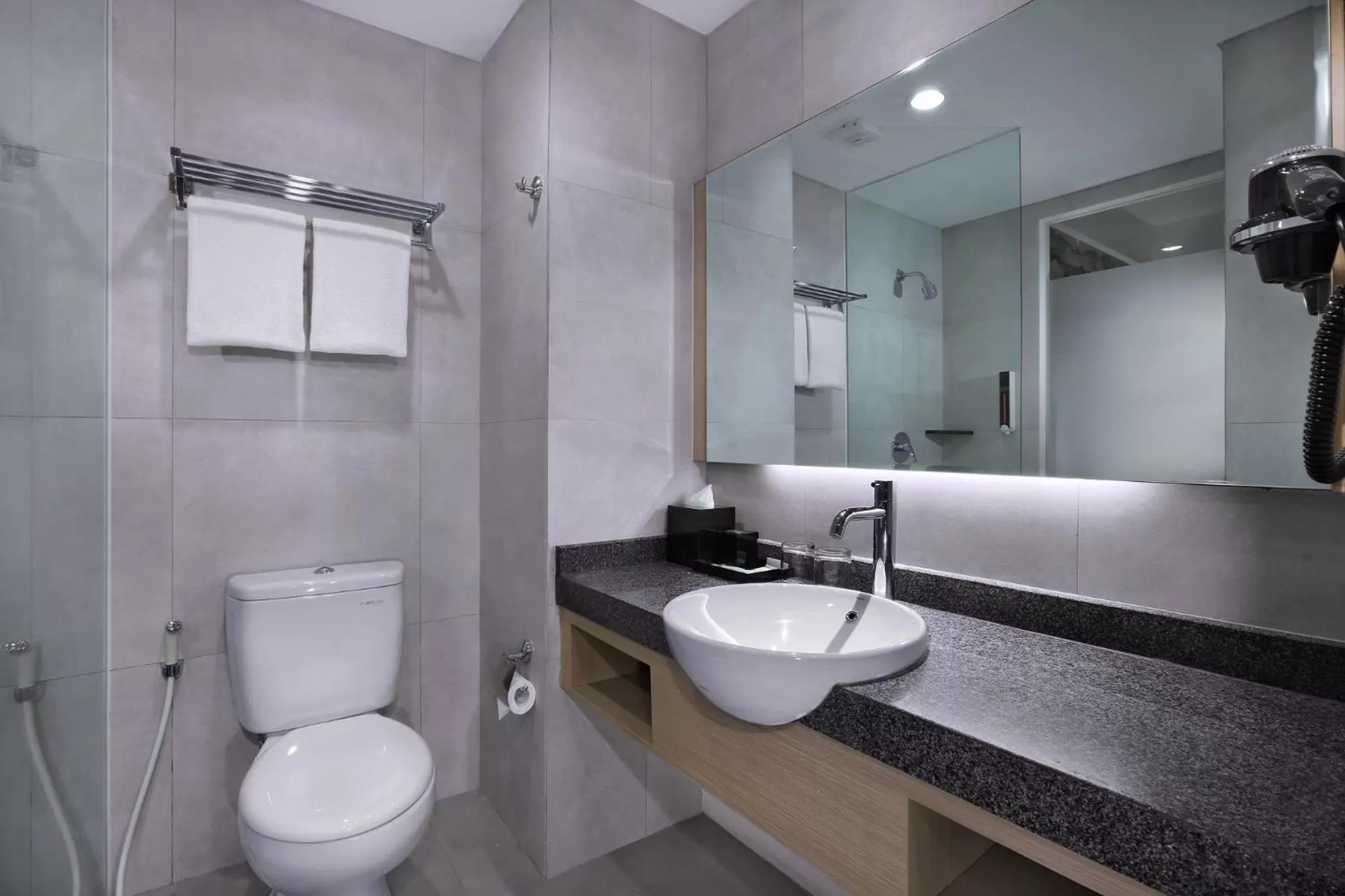 Shower in NEO+Waru-Sidoarjo by ASTON