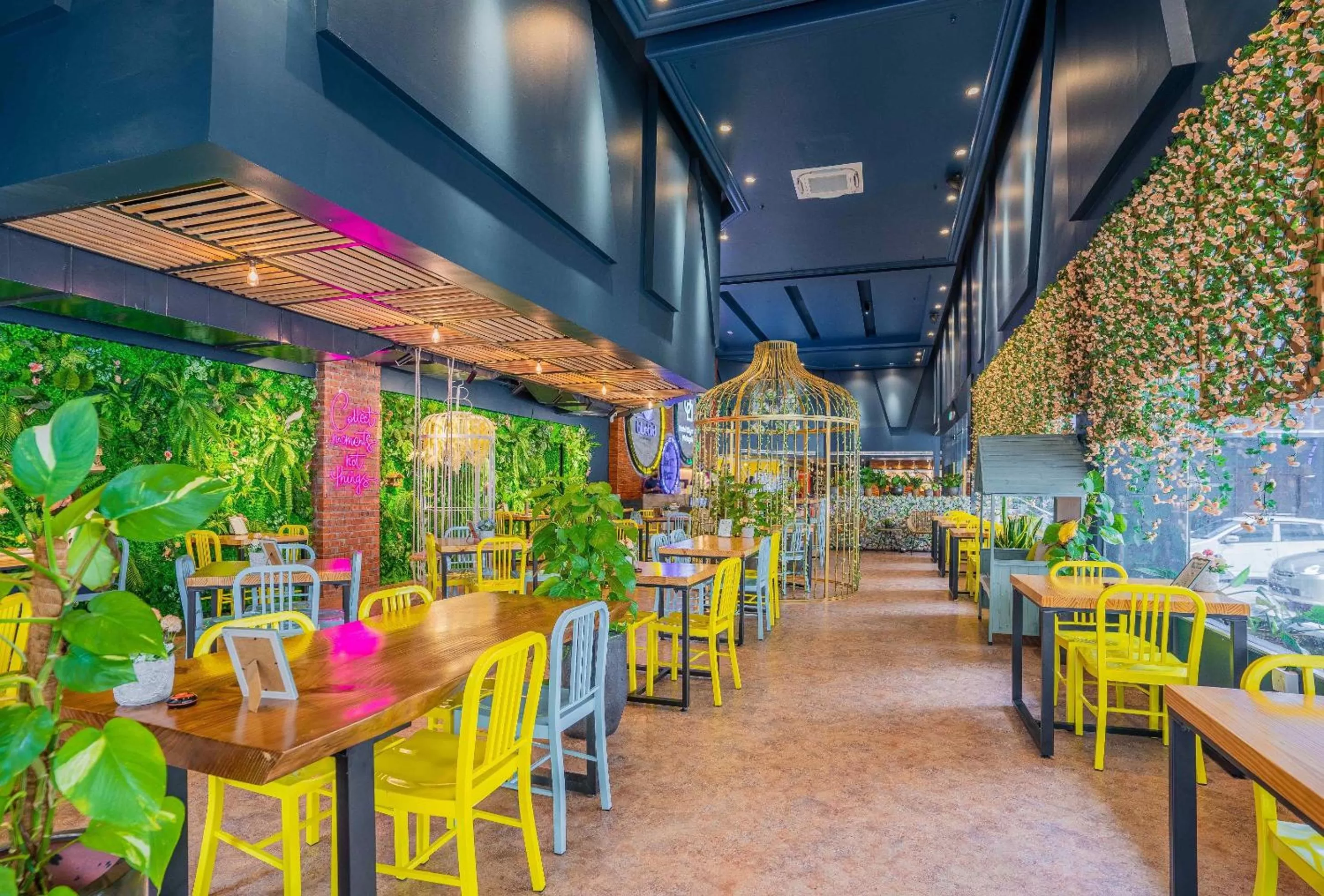 Restaurant/places to eat in Hotel Olympic Malaysia Kuala Lumpur