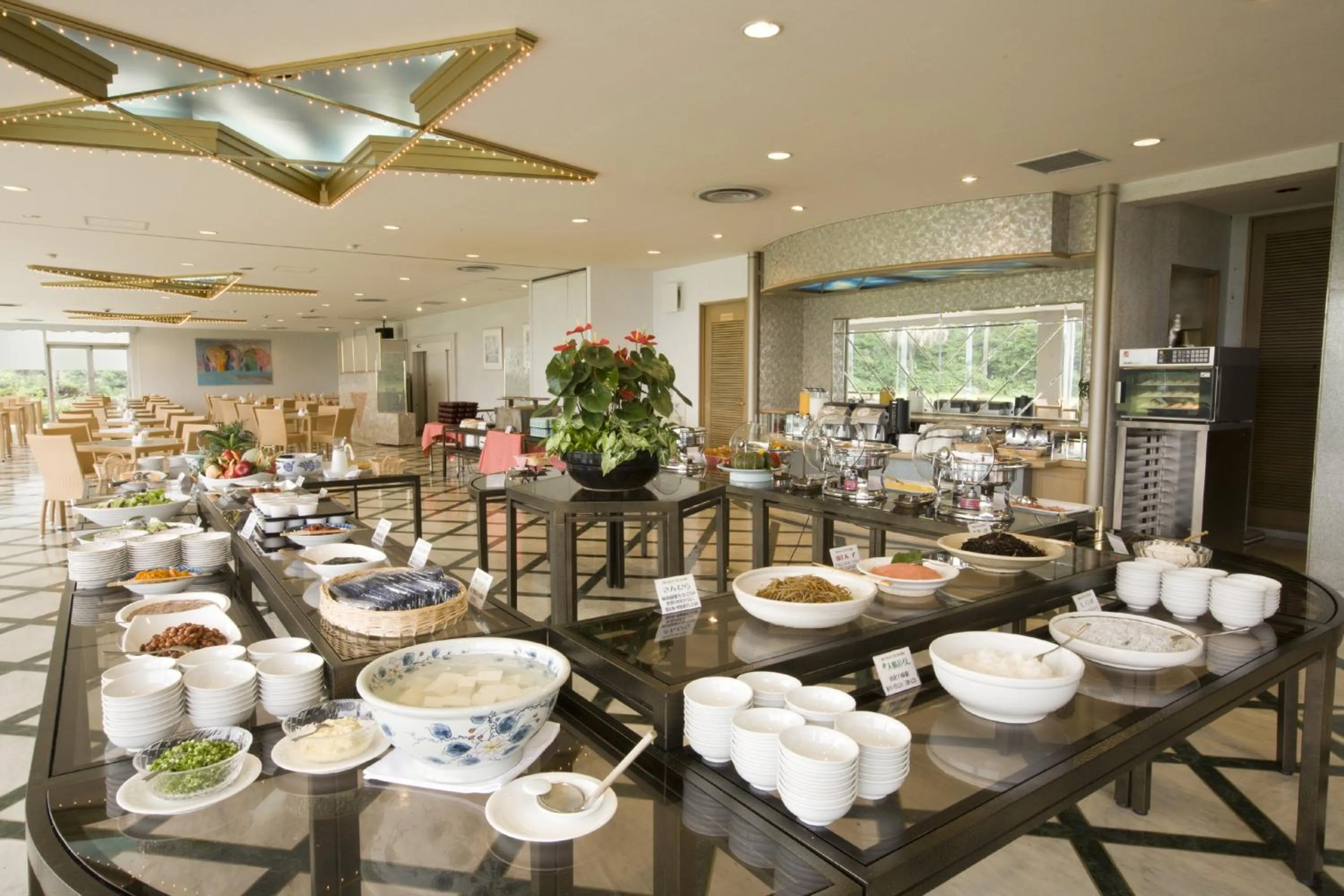 Restaurant/places to eat in Hotel Izukyu