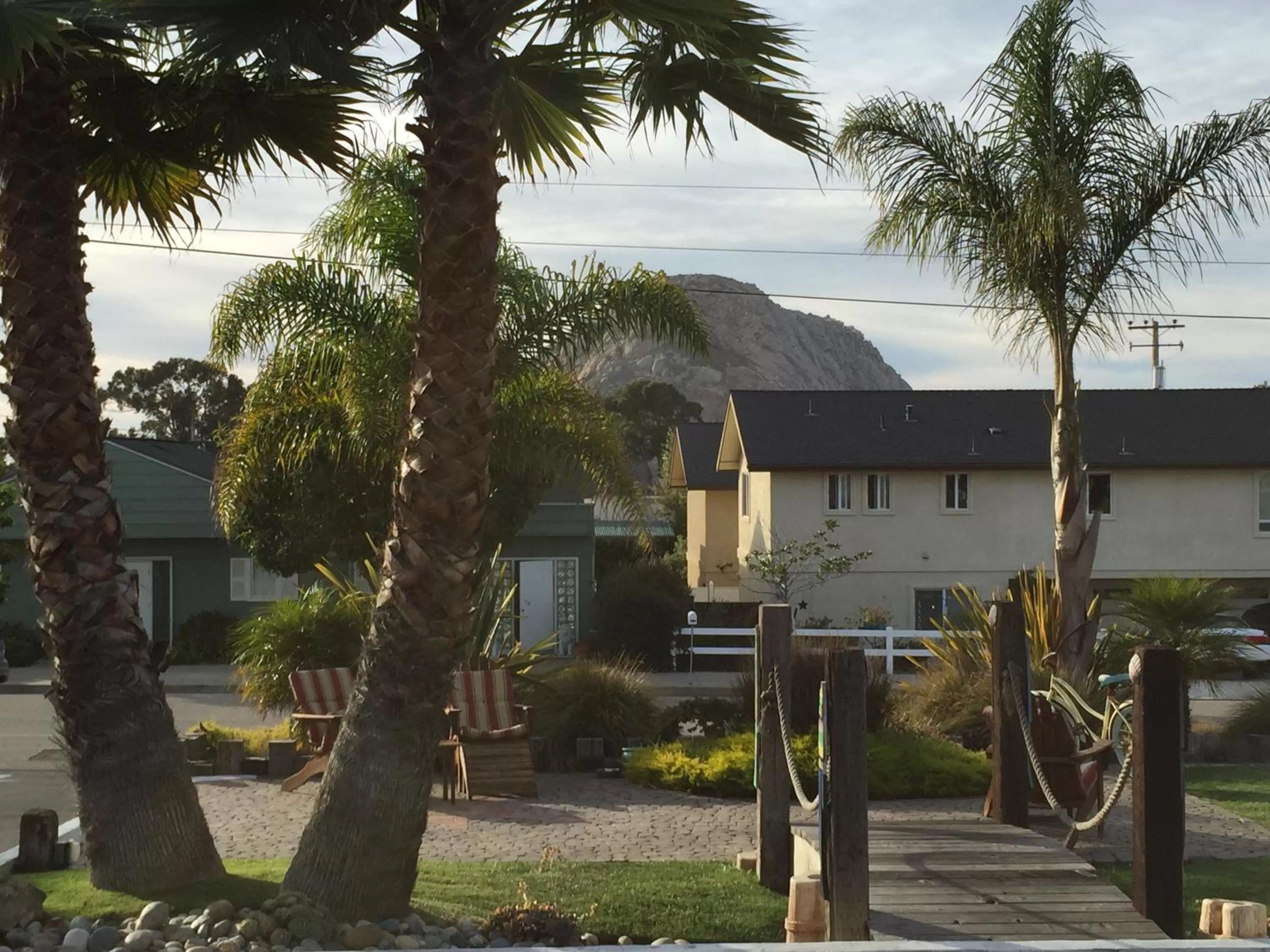 Day in Beach Bungalow Inn and Suites