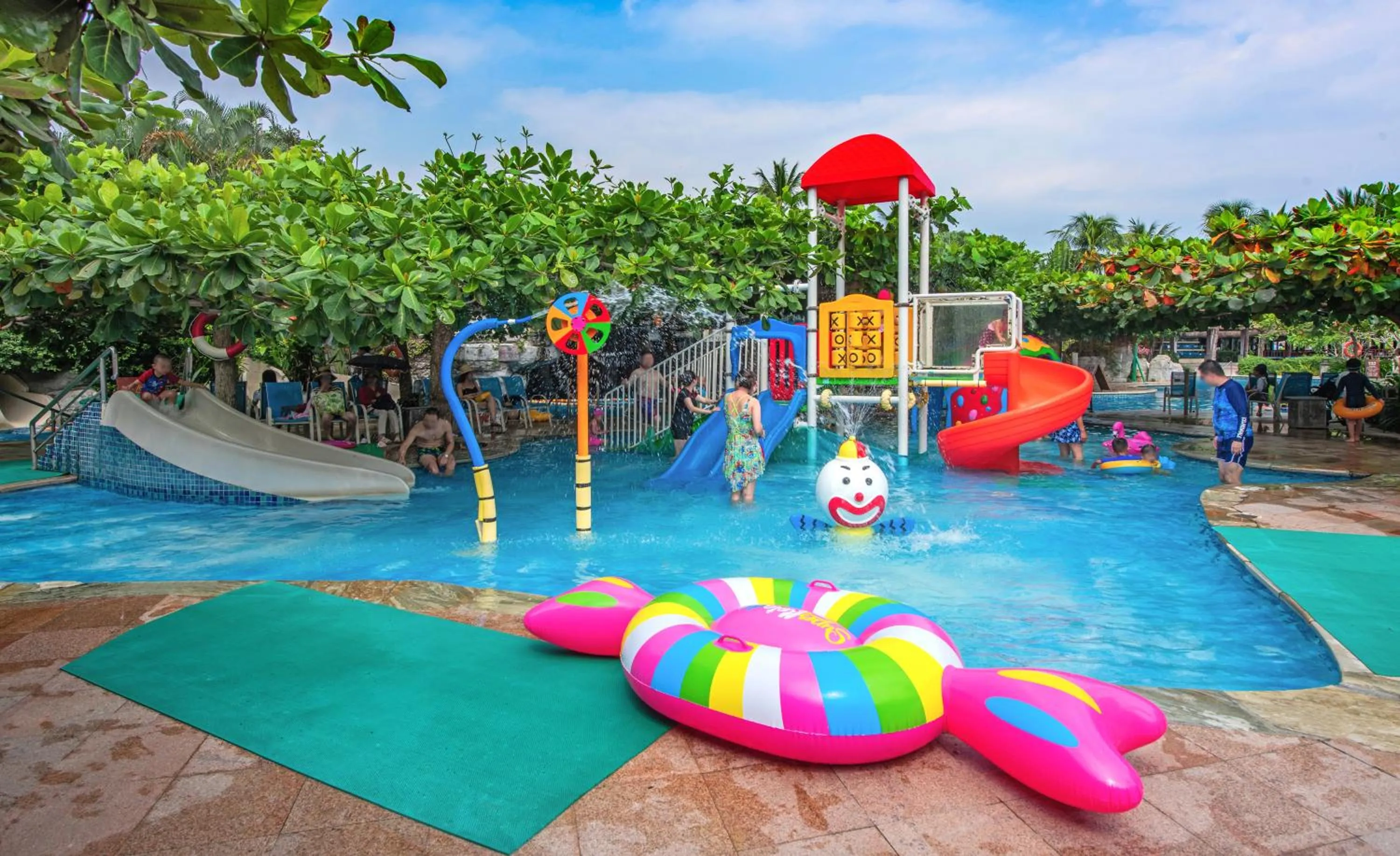 Children play ground in Horizon Resort & Spa Yalong Bay-Yalong Bay Central