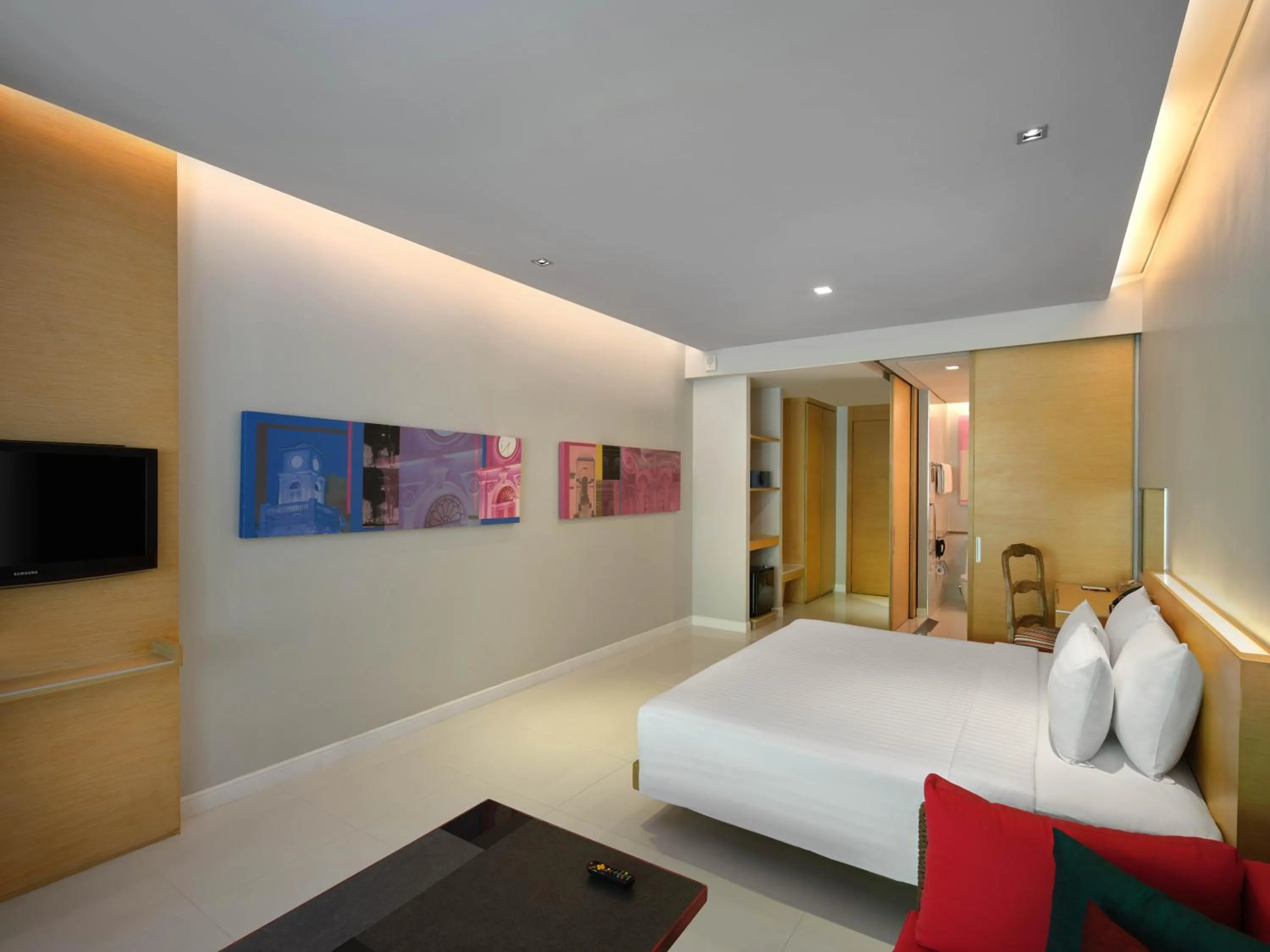 Bed in The Kee Resort & Spa