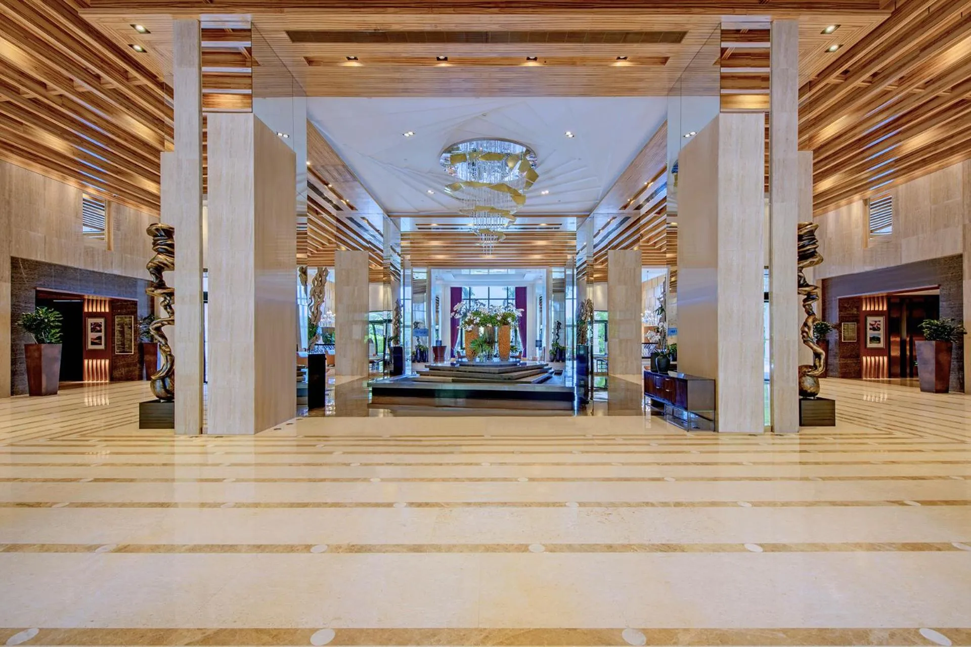 Lobby or reception in Mission Hills Hotel Resorts Dongguan