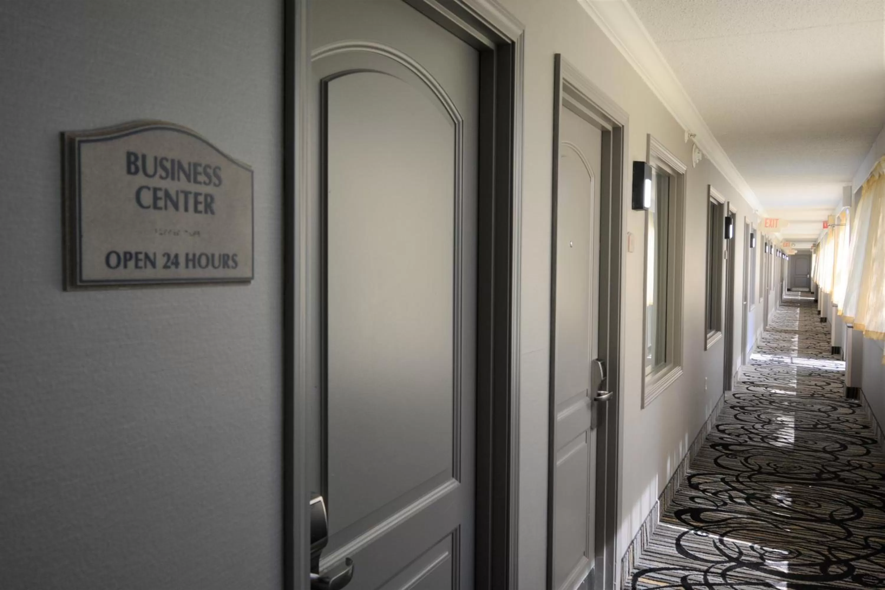 Lobby or reception in Holiday Inn Hazlet by IHG